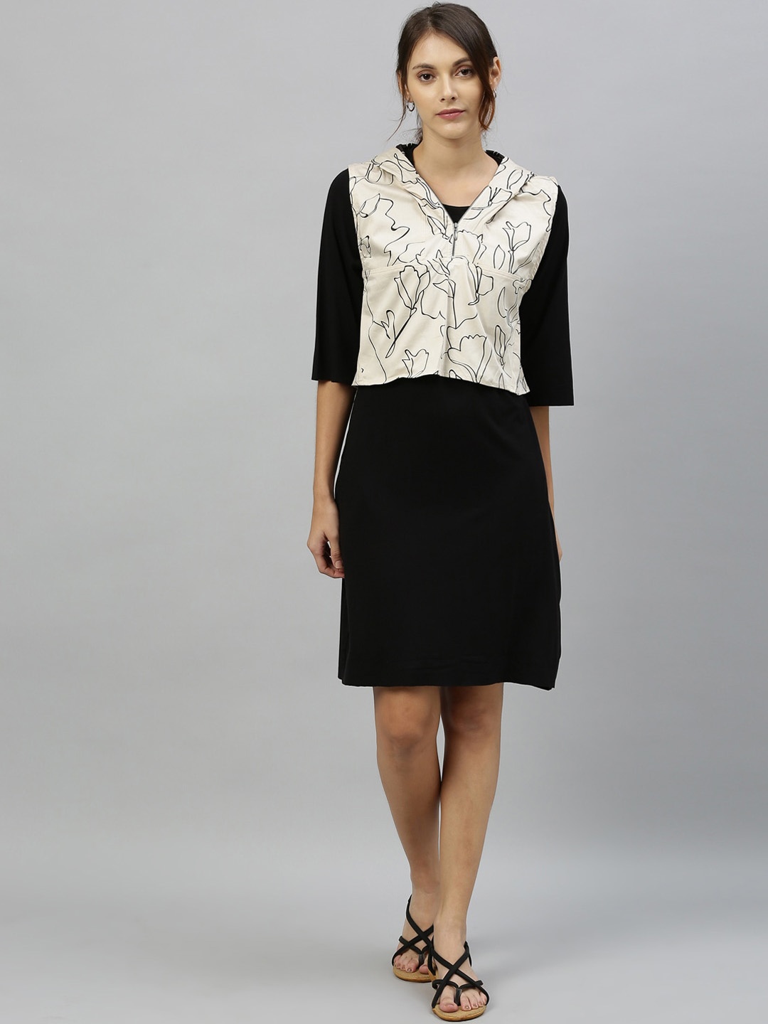 

RAREISM Women Off-White & Black Printed Sheath Dress