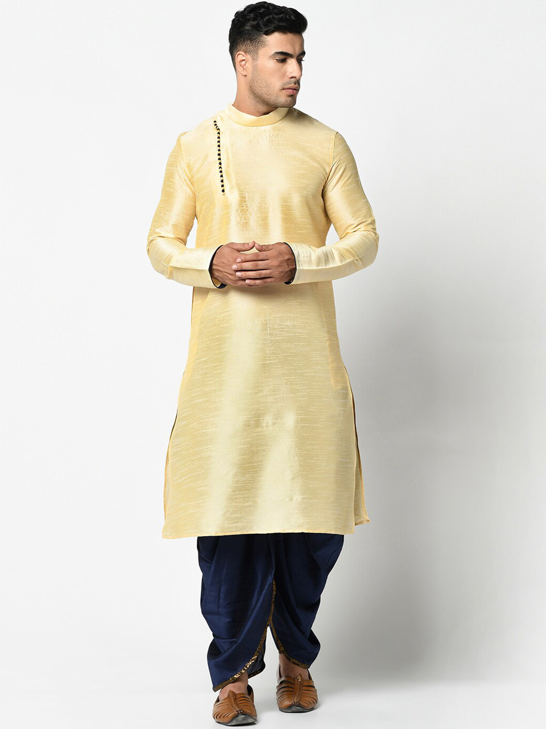 DEYANN Men Cream-Coloured & Navy Blue Solid Kurta with Dhoti Pants