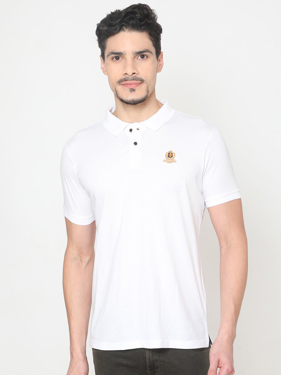 

Oxemberg Men White Solid Round Neck Pure Cotton T-shirt