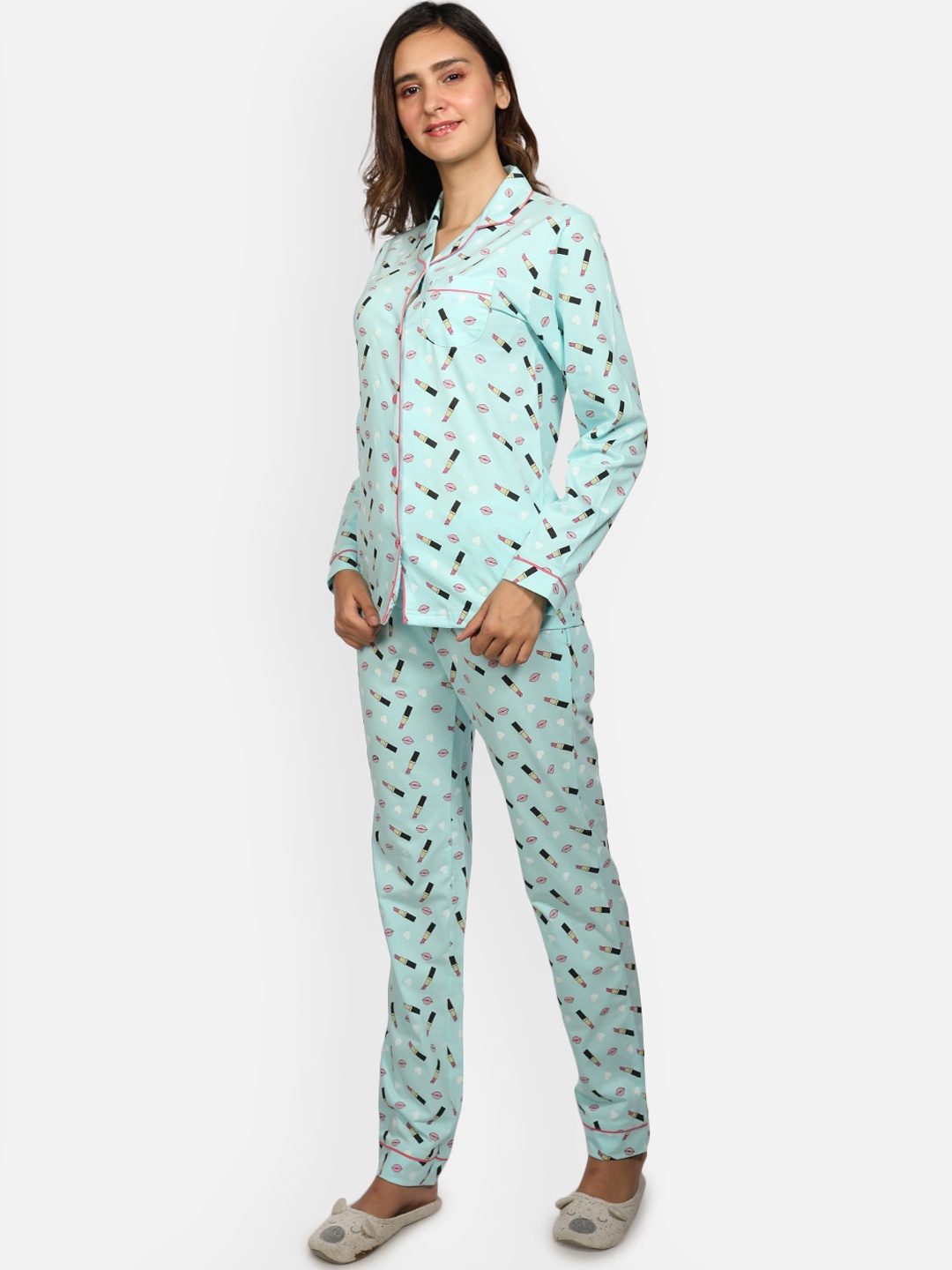 

Nite Flite Women Blue & Black Printed Night suit