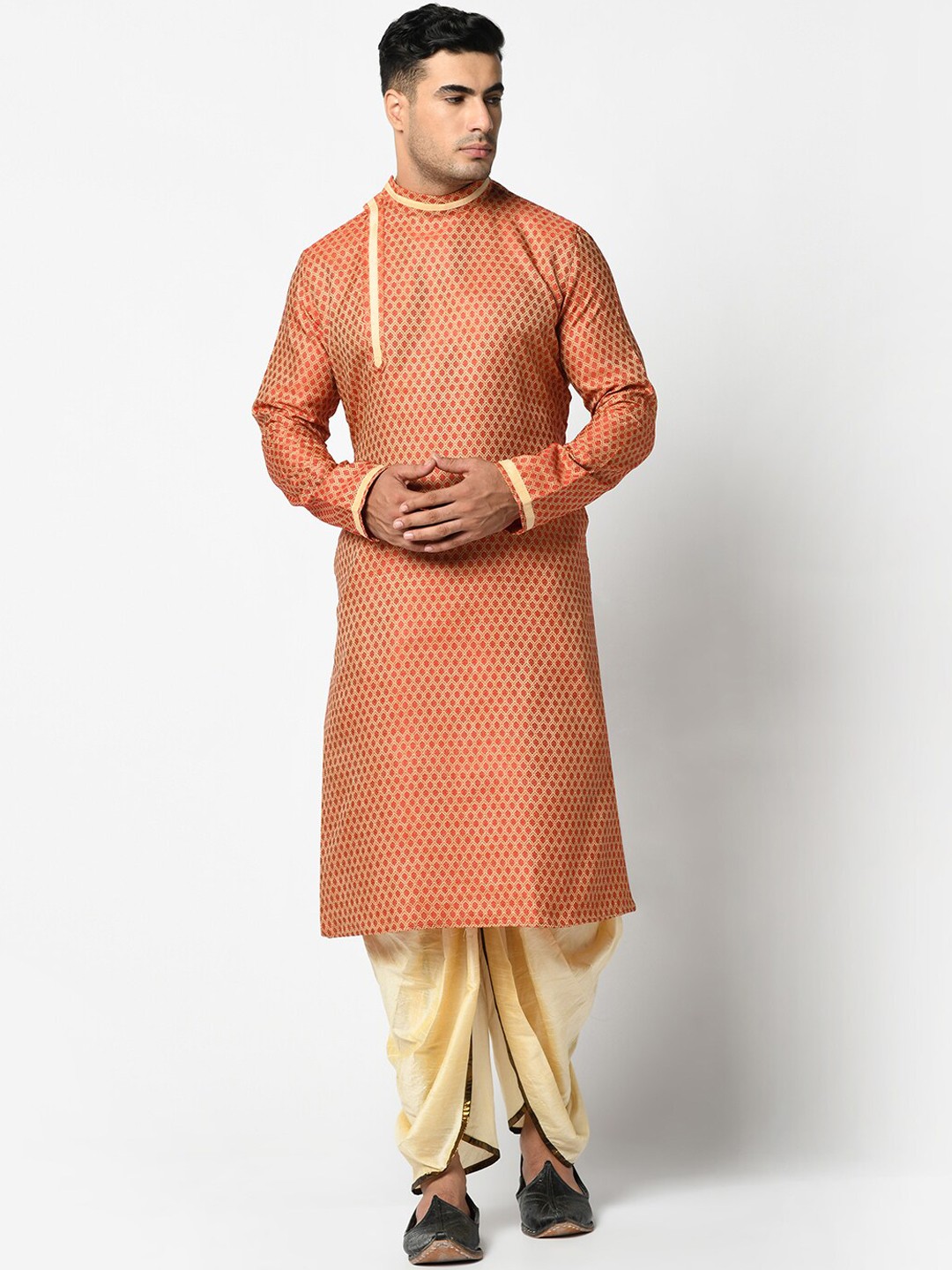 

DEYANN Men Red & Cream-Coloured Jacquard Self Design Kurta with Dhoti Pants