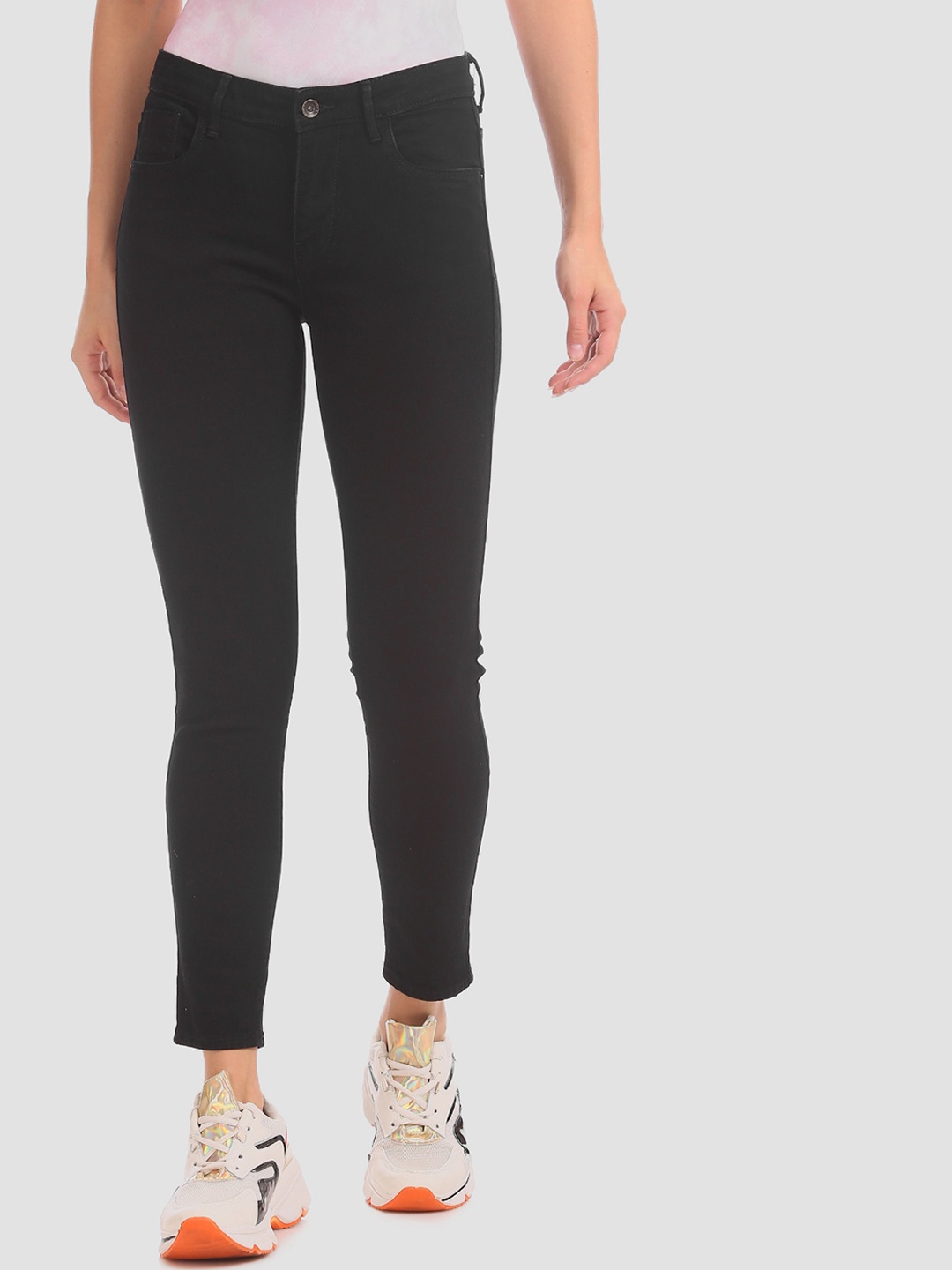

Flying Machine Women Black Slim Fit Mid-Rise Clean Look Stretchable Jeans