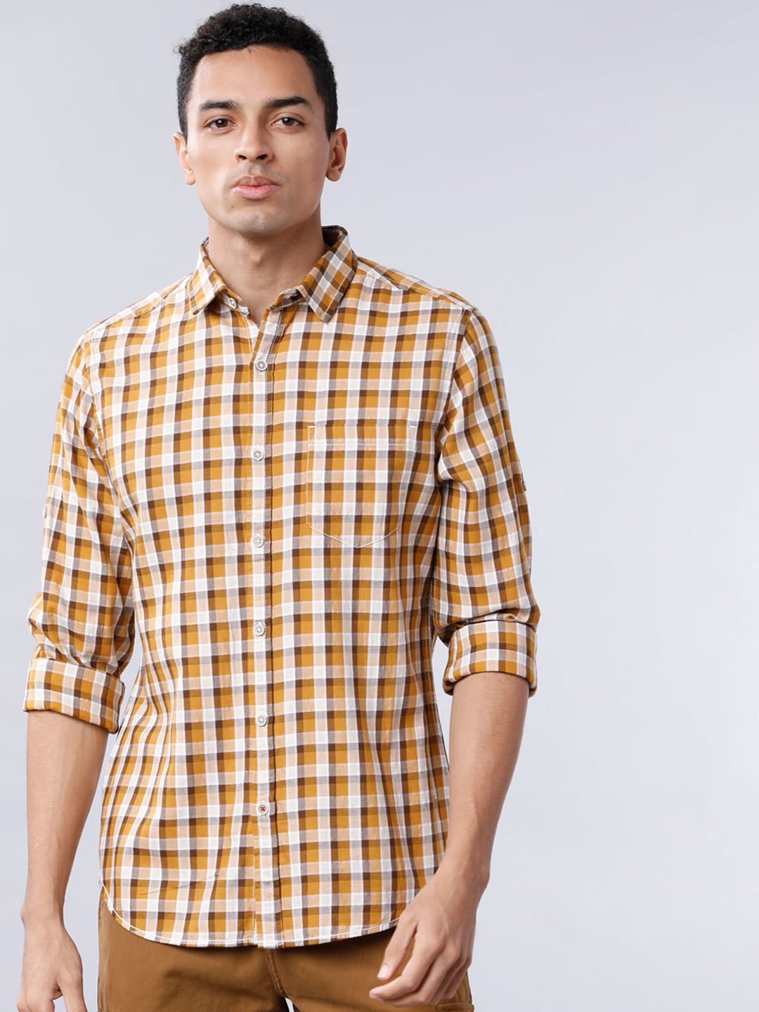 LOCOMOTIVE Men Yellow & White Slim Fit Checked Casual Shirt