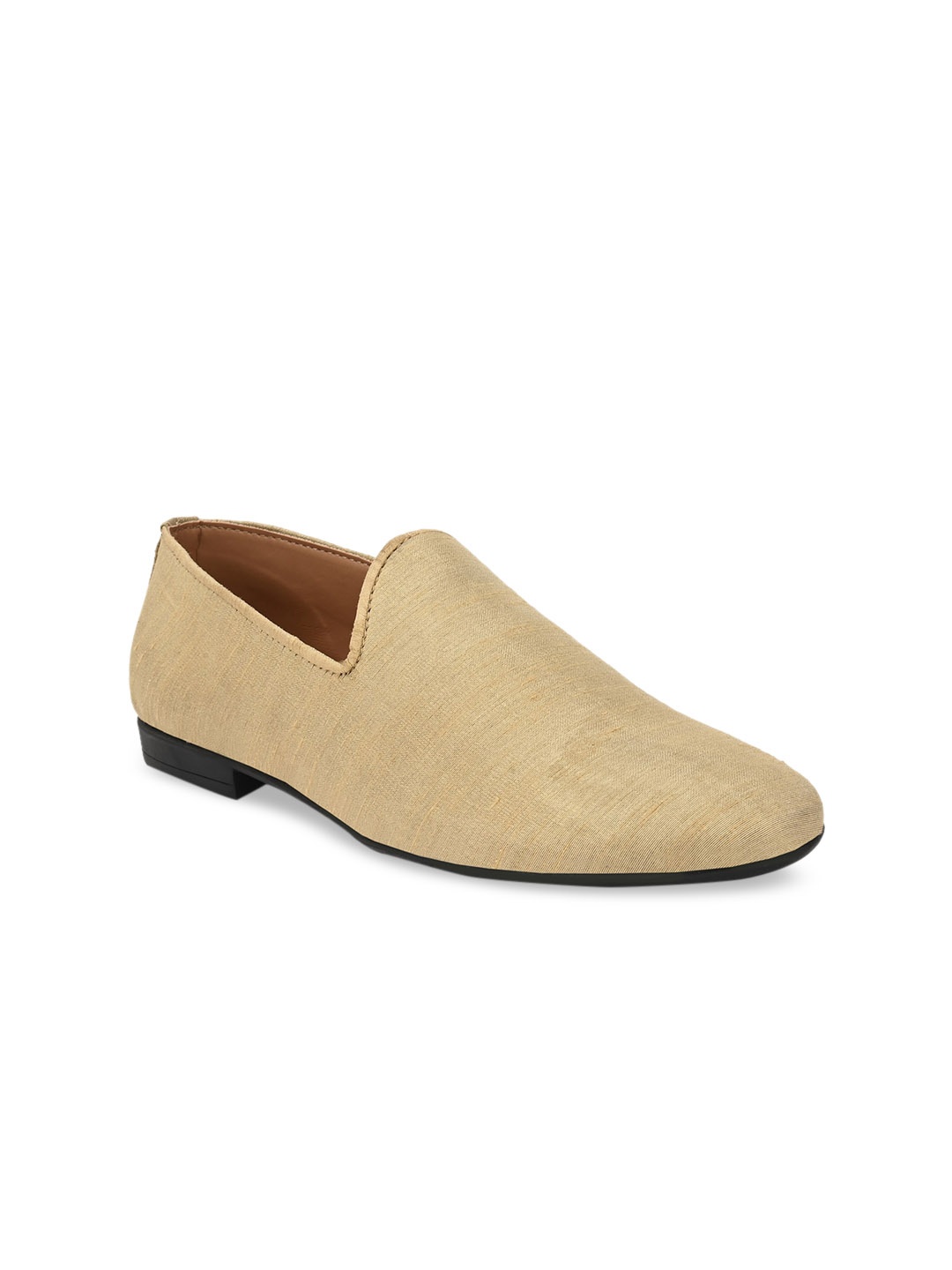 

El Paso Men Beige Silk Slip Ons
