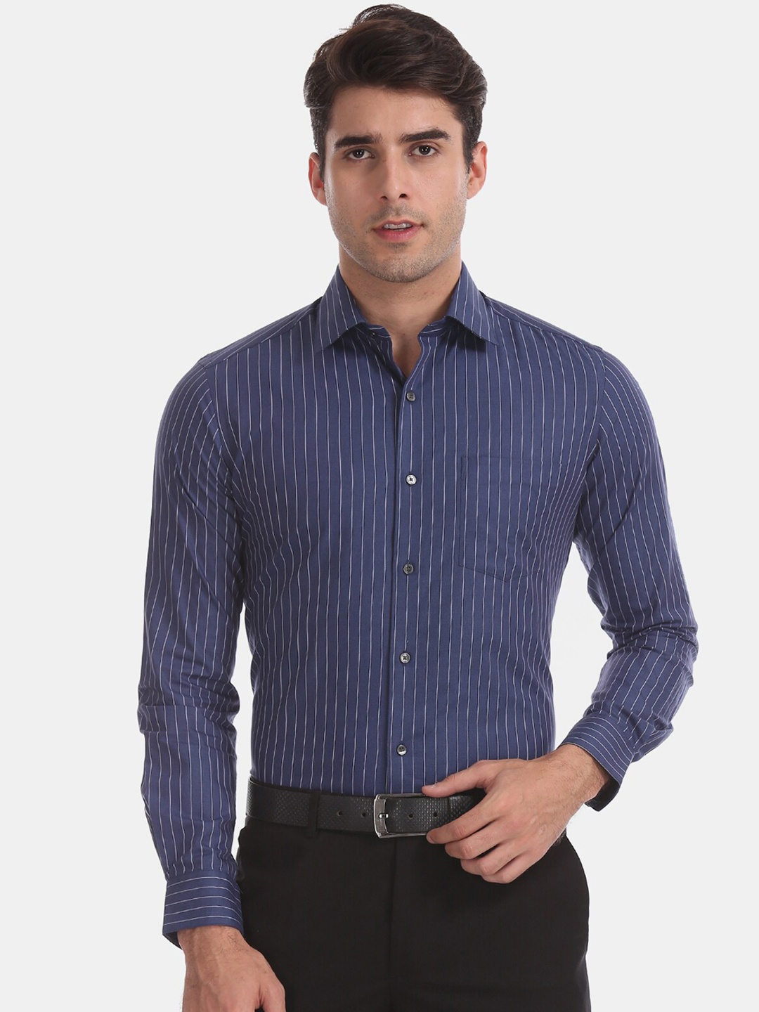 

Arrow Men Blue & White Slim Fit Striped Casual Shirt