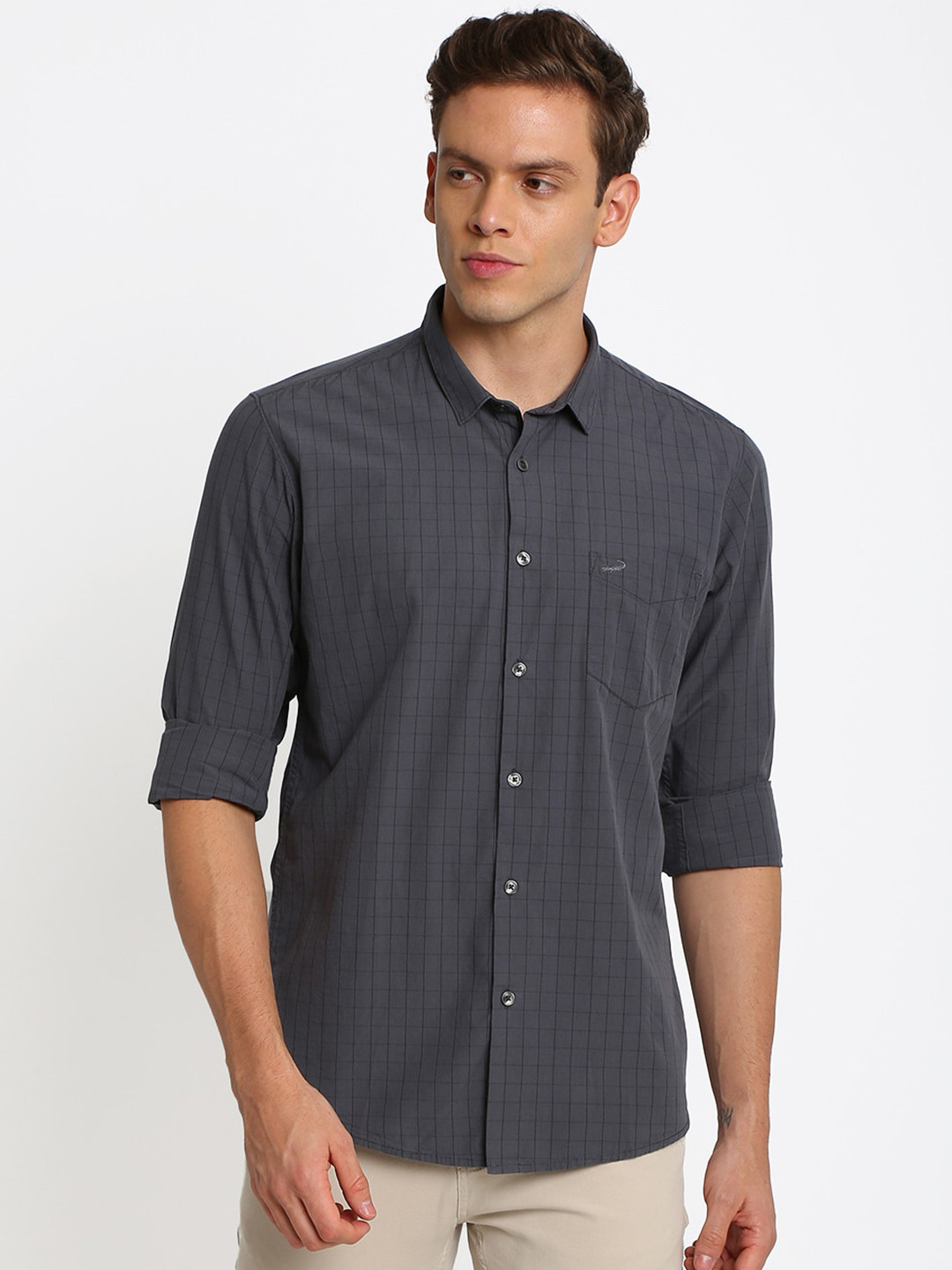 

Crocodile Men Grey Slim Fit Checked Casual Shirt