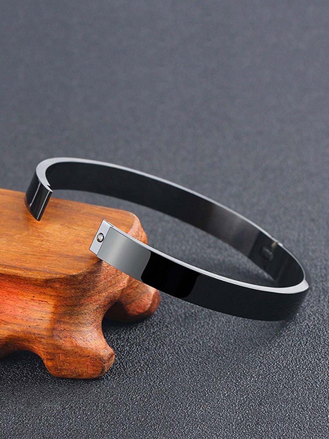 Yellow Chimes Men Black Stainless Steel Kada Bracelet