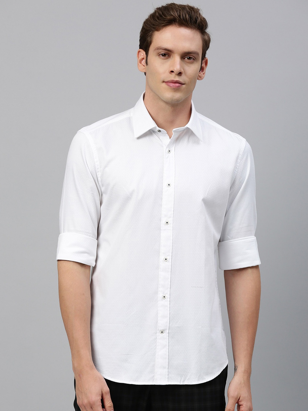 

RARE RABBIT Men White Regular Fit Solid Casual Shirt