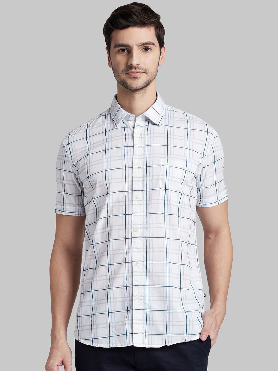 

Parx Men White & Navy Blue Slim Fit Printed Casual Shirt