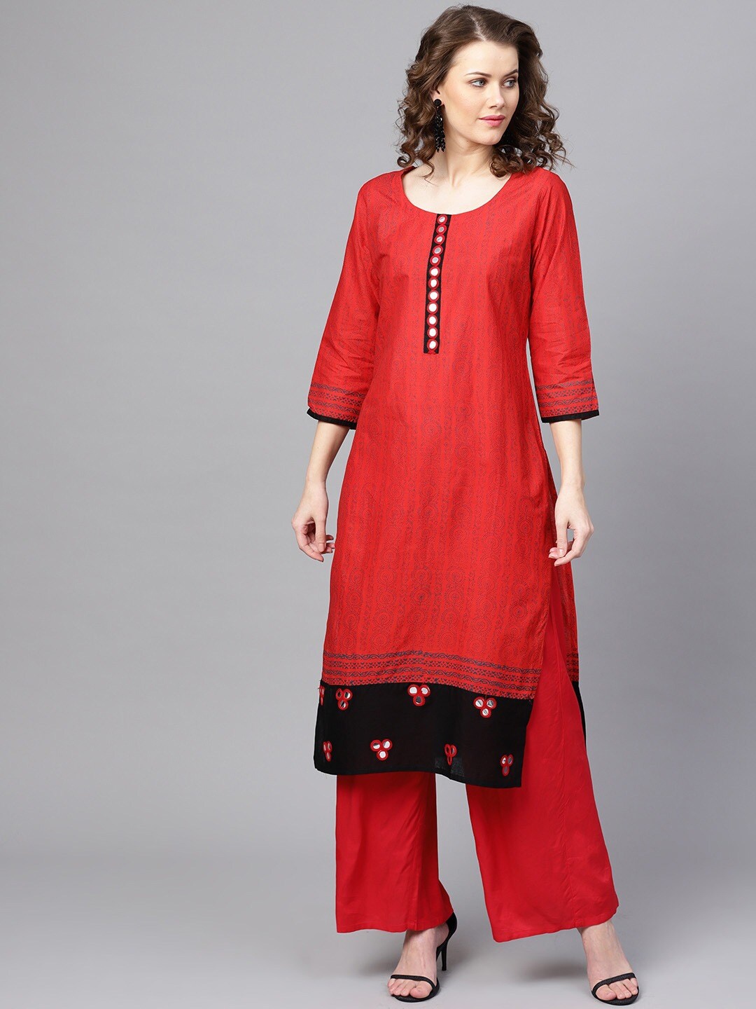 

ZOEYAMS Women Red & Black Printed Straight Kurta