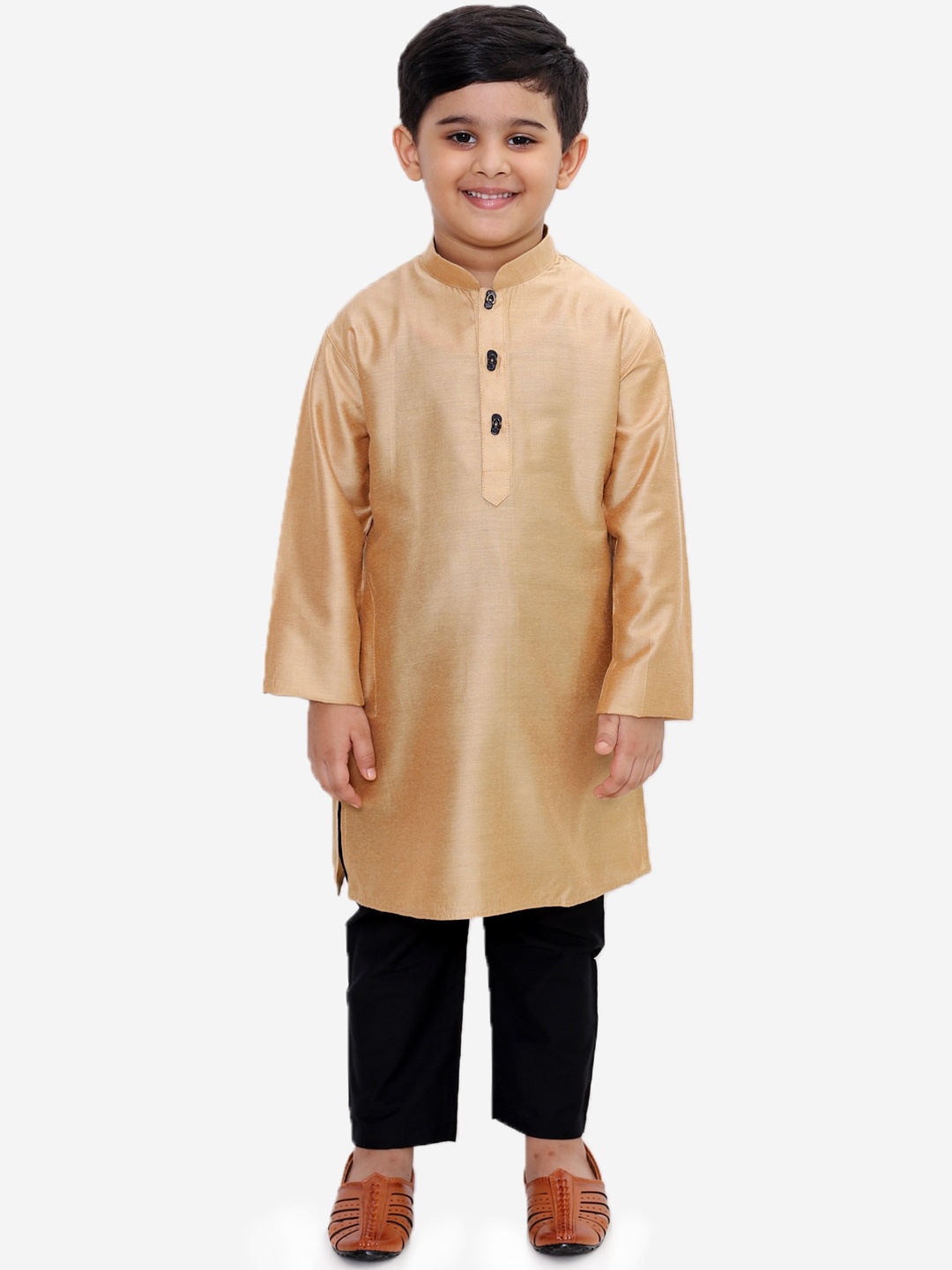 

YK Boys Gold-Toned & Black Solid Kurta with Pyjama