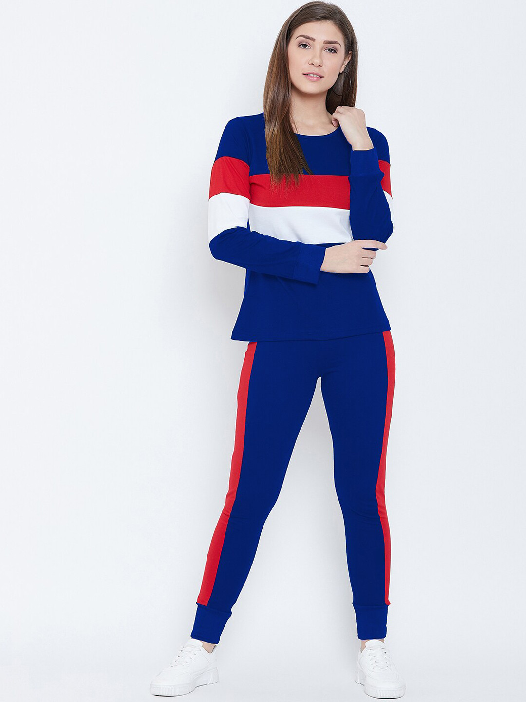 

CHROME & CORAL Women Blue & Red Colourblocked Tracksuit