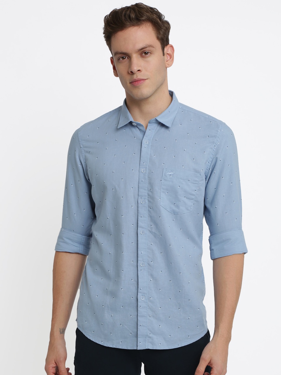 

Crocodile Men Blue Classic Slim Fit Solid Casual Shirt