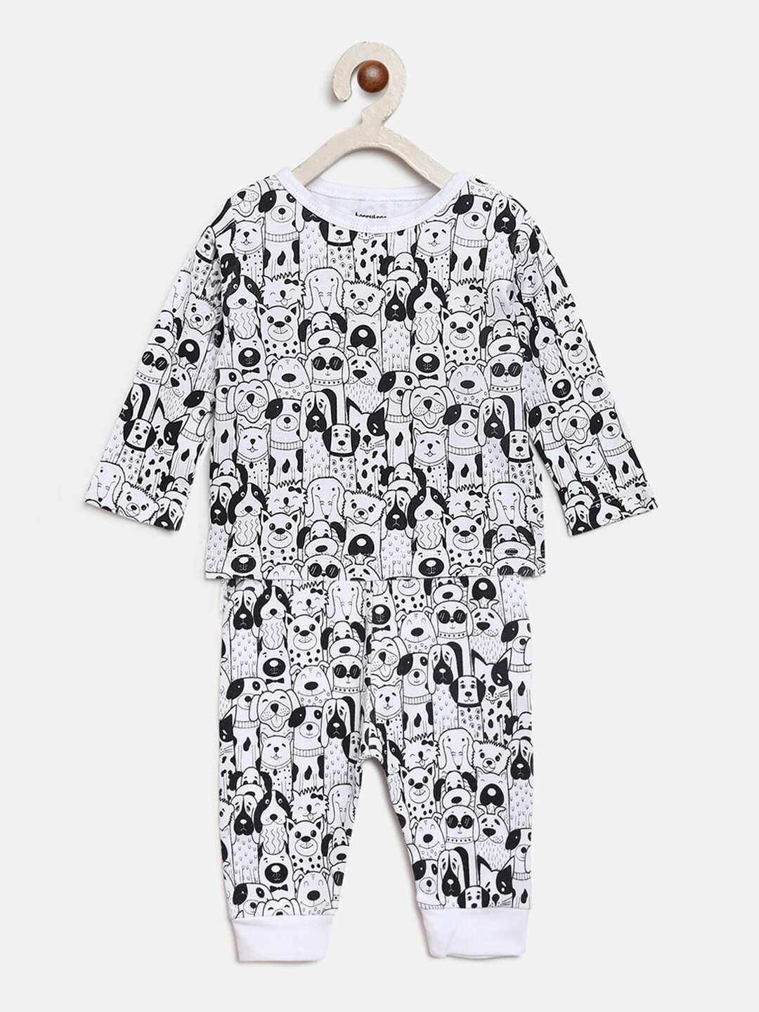 

berrytree Unisex Kids Black Printed Sustainable Night suit