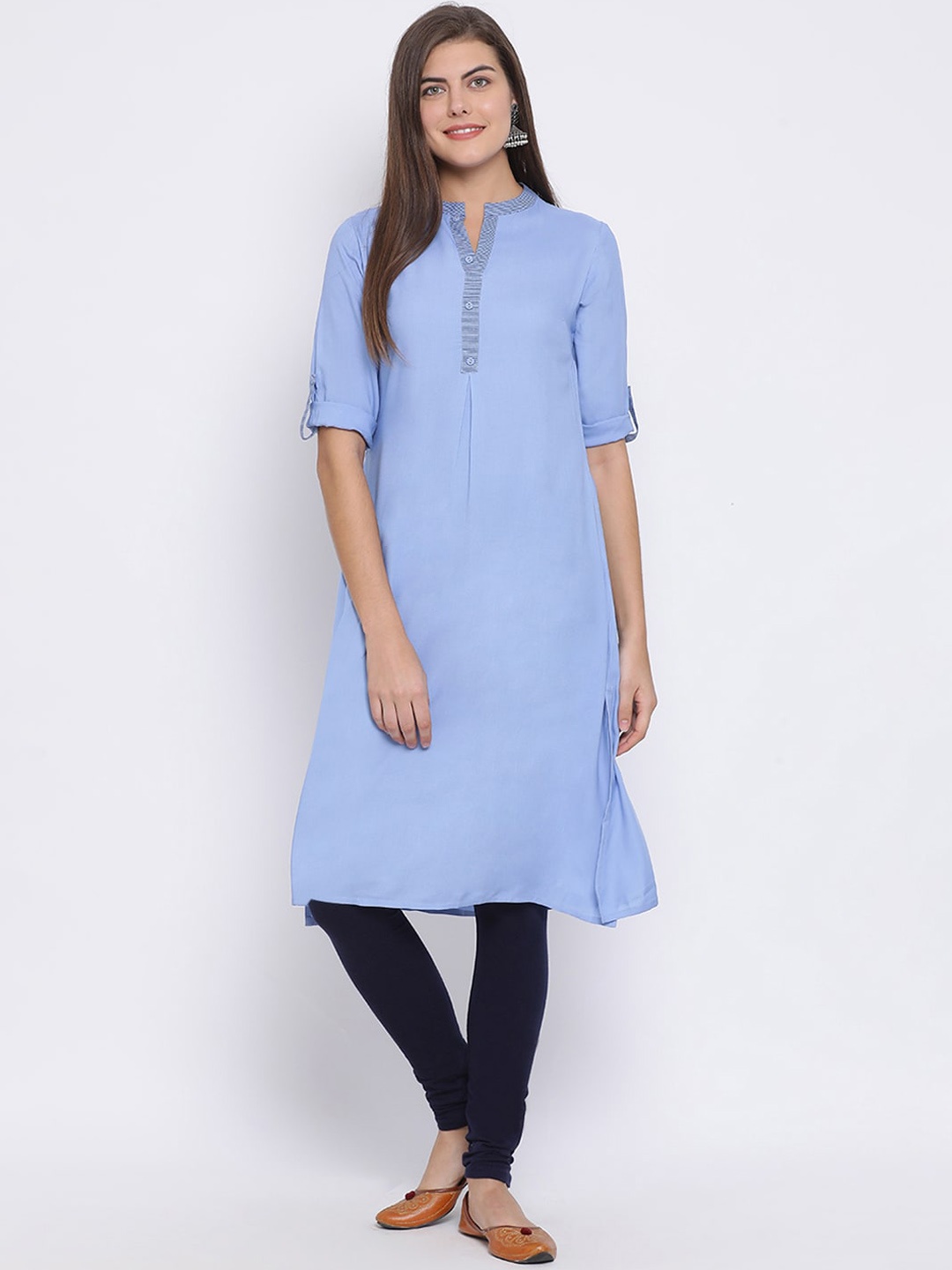 

Span Women Blue Solid Straight Kurta