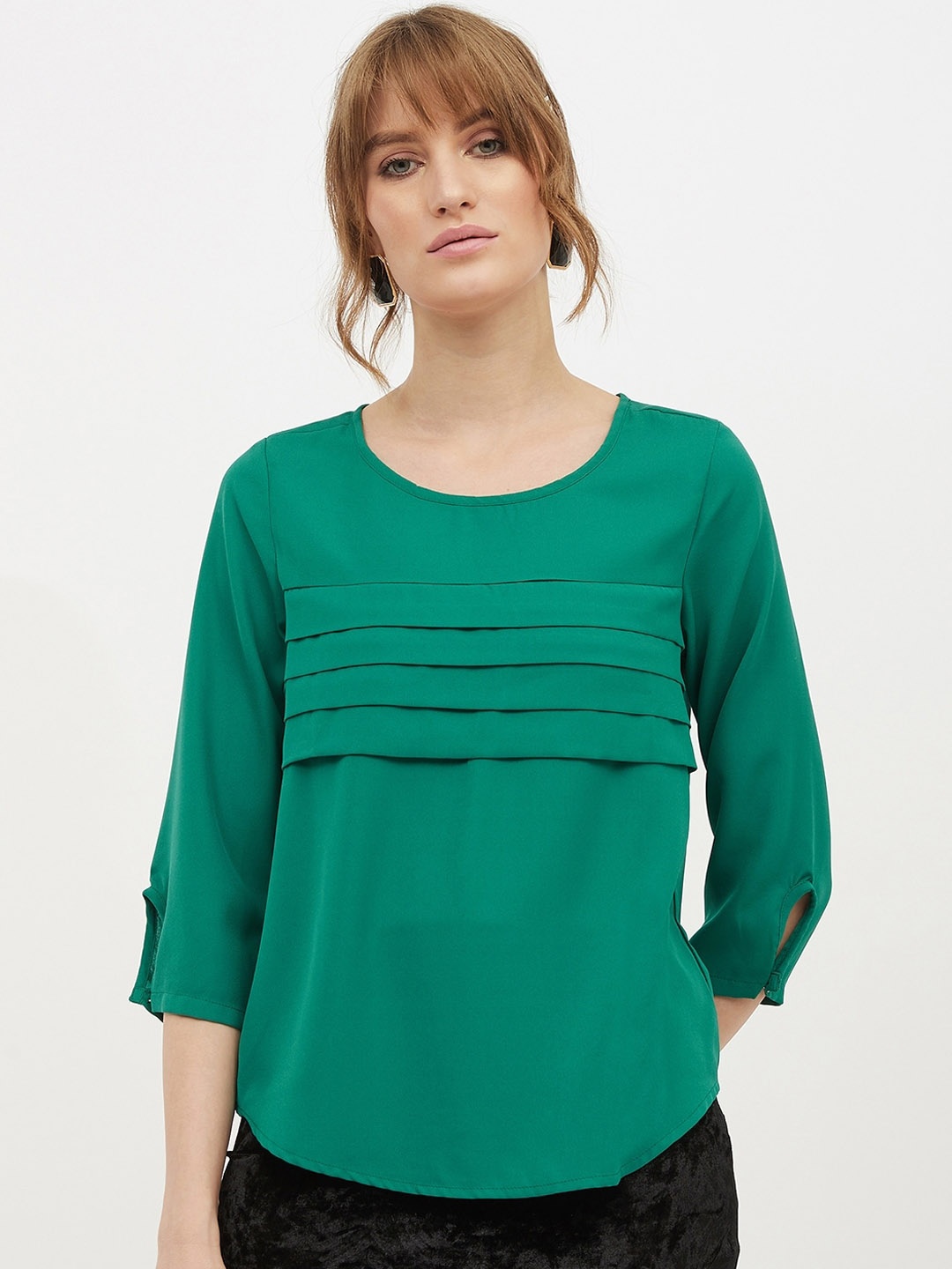 

Harpa Women Green Solid Top