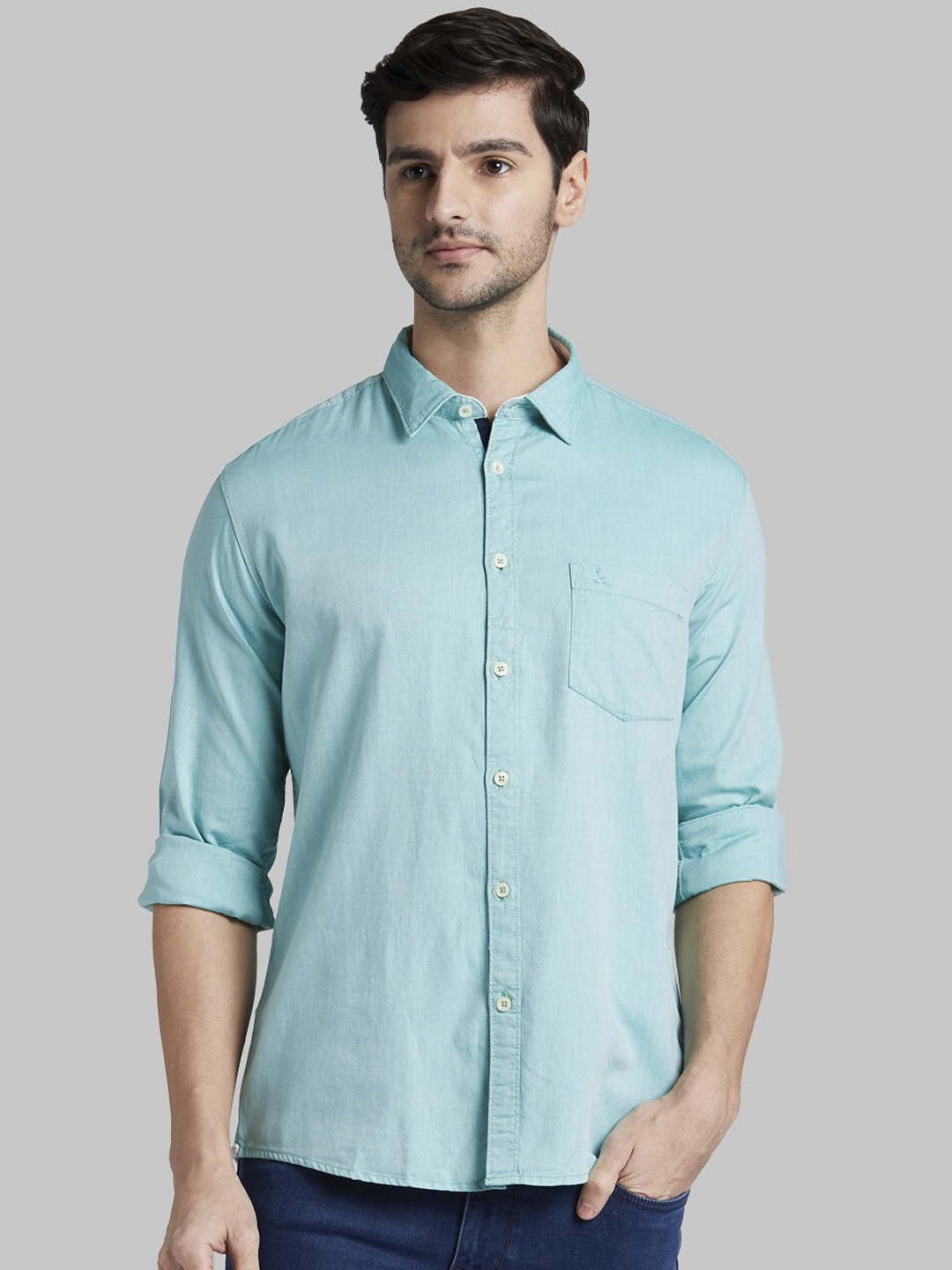 

Parx Men Sea Green Slim Fit Solid Casual Shirt