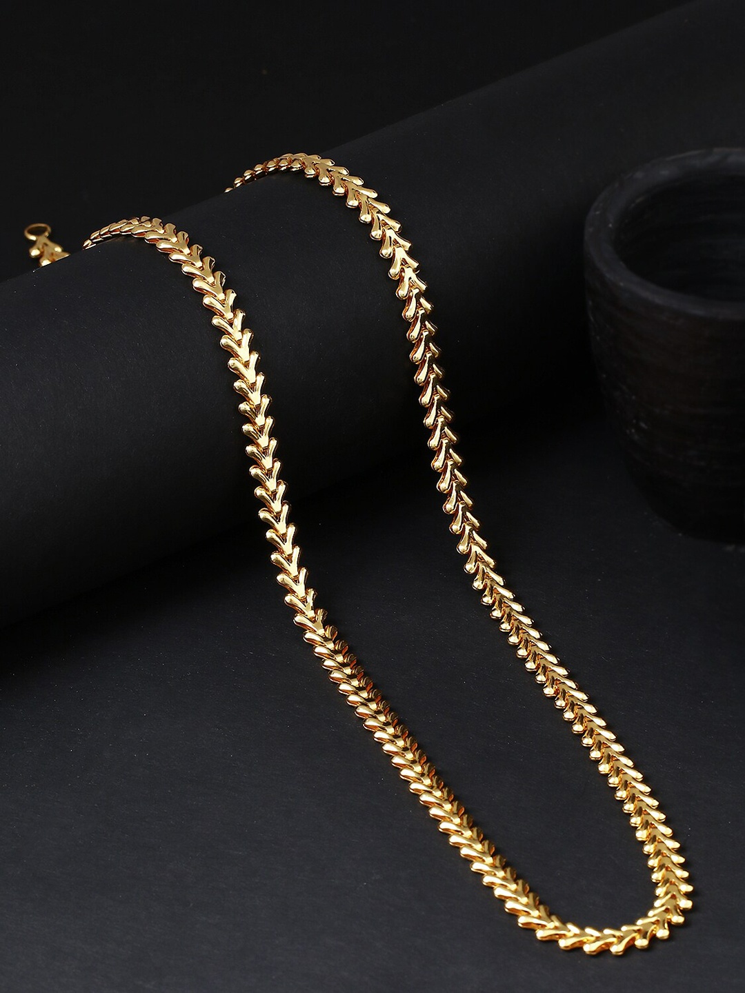 

Sukkhi Men Gold-Toned Alloy Gold-Plated Antique Chain