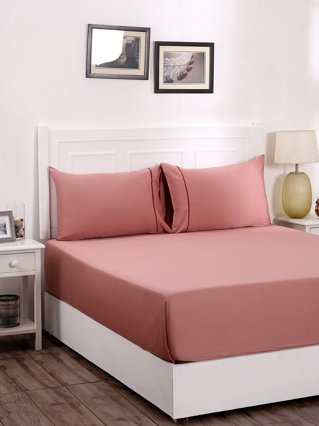 

MASPAR Pink Solid 300 TC Cotton 1 Queen Bedsheet with 2 Pillow Covers