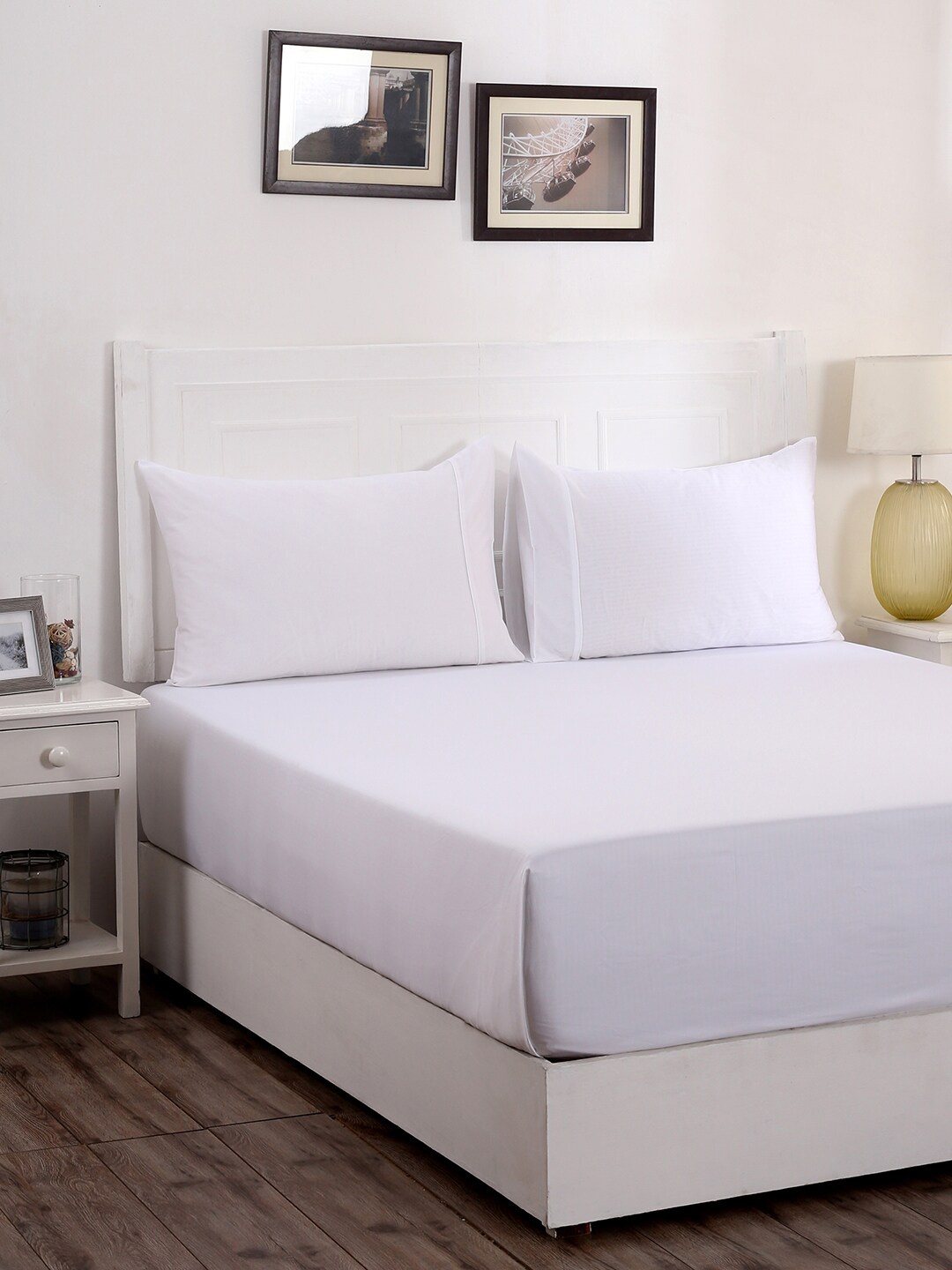 

MASPAR White Solid 300 TC Cotton 1 Queen Bedsheet with 2 Pillow Covers