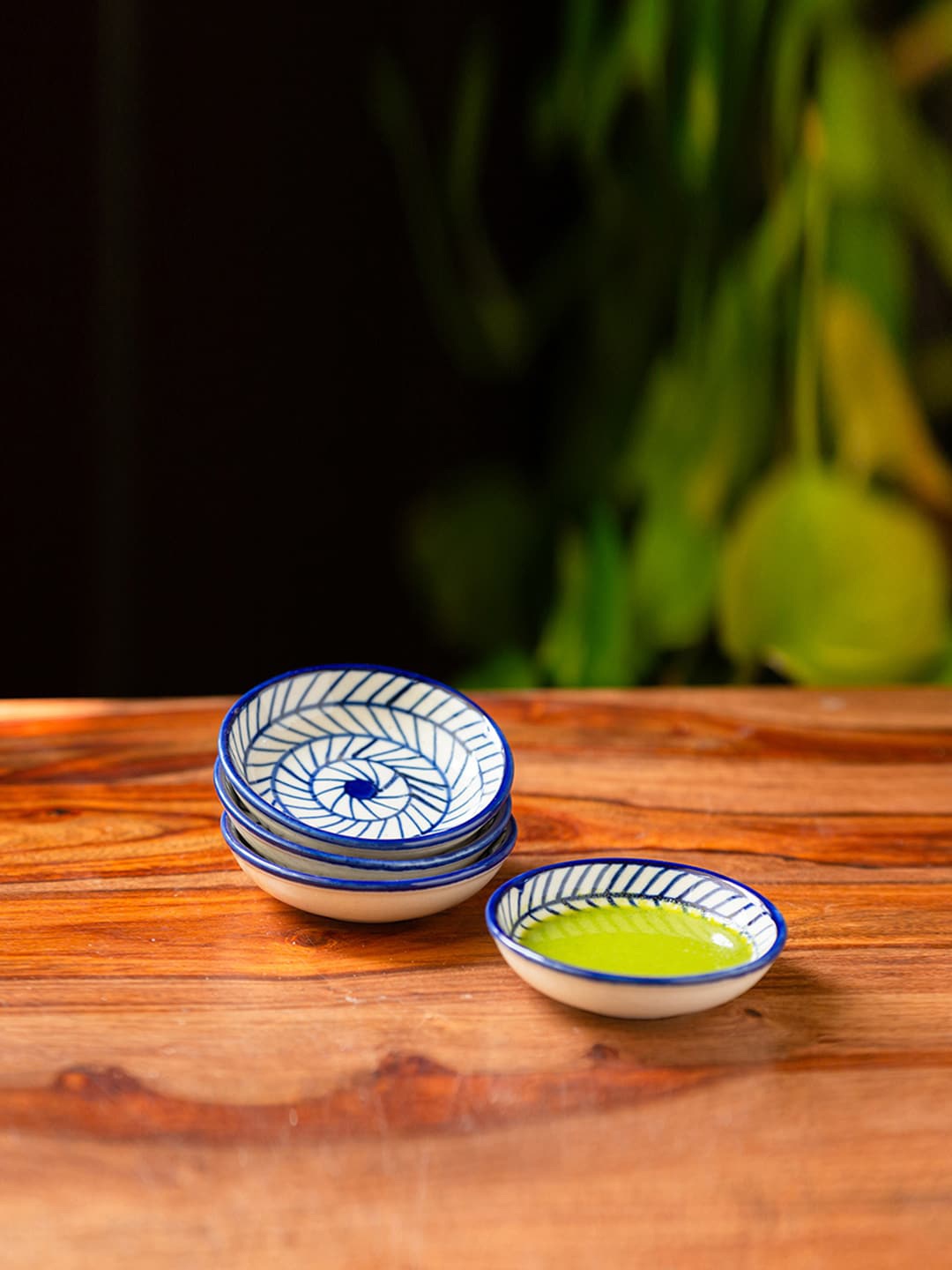 ExclusiveLane Set of 4 Hand-Painted Chevron Ceramic Dip Bowl, Blue