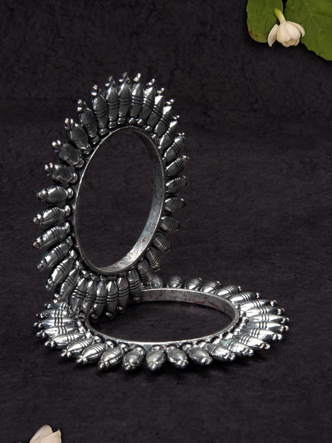 

Rubans Set Of 2 Oxidized Silver-Plated Handcrafted Bangles
