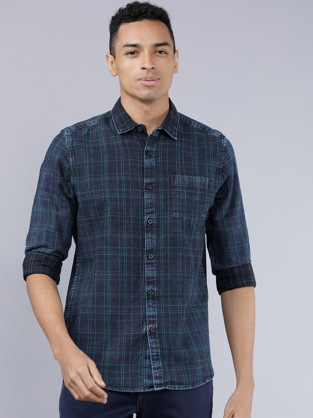 

HIGHLANDER Men Blue & Green Slim Fit Yarn Dyed Checked Casual Shirt