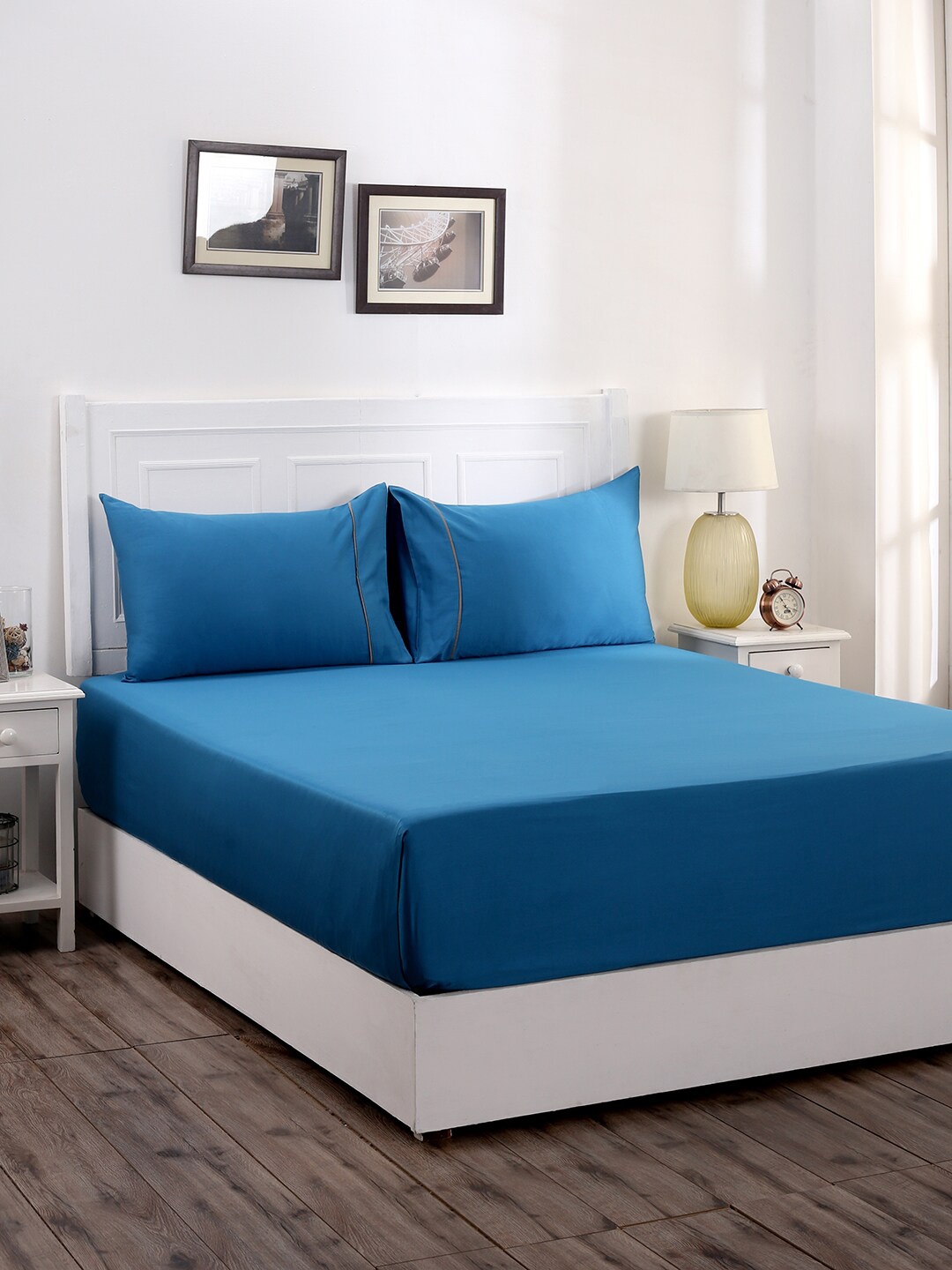 

MASPAR Blue Solid 300 TC Cotton 1 King Bedsheet with 2 Pillow Covers