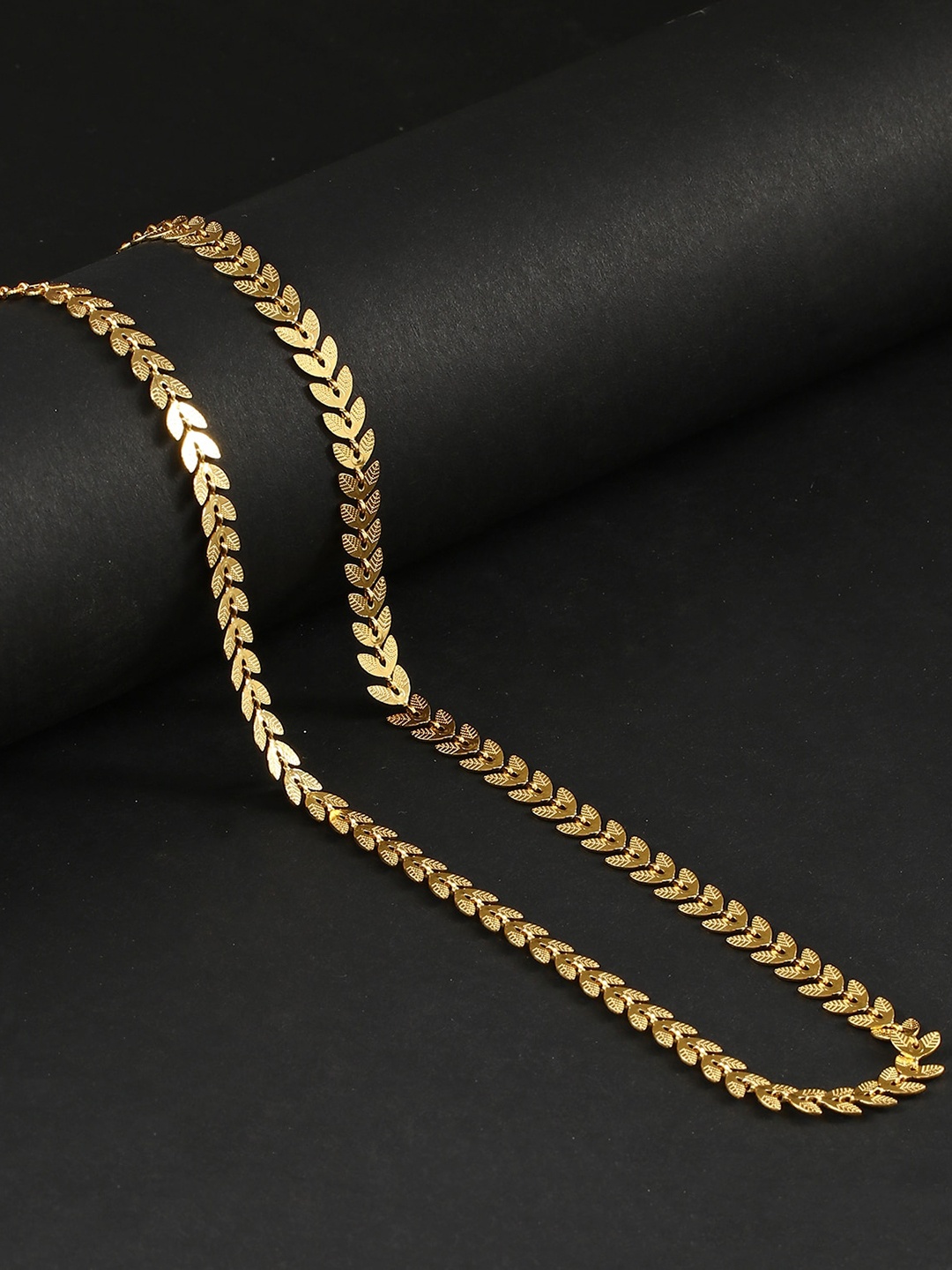 

Sukkhi Men Gold-Plated Chain