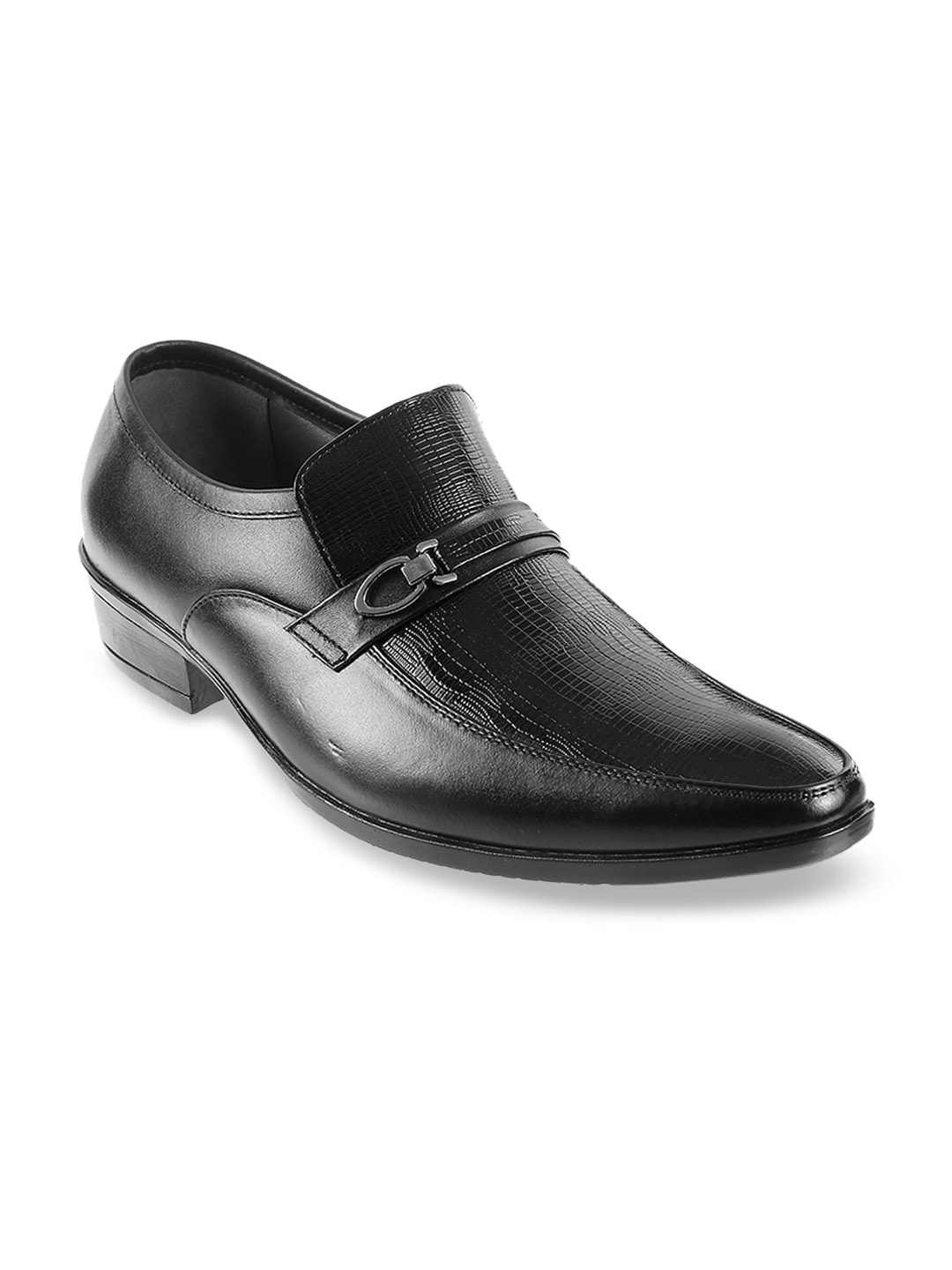

Mochi Men Black Textured Leather Formal Slip-Ons