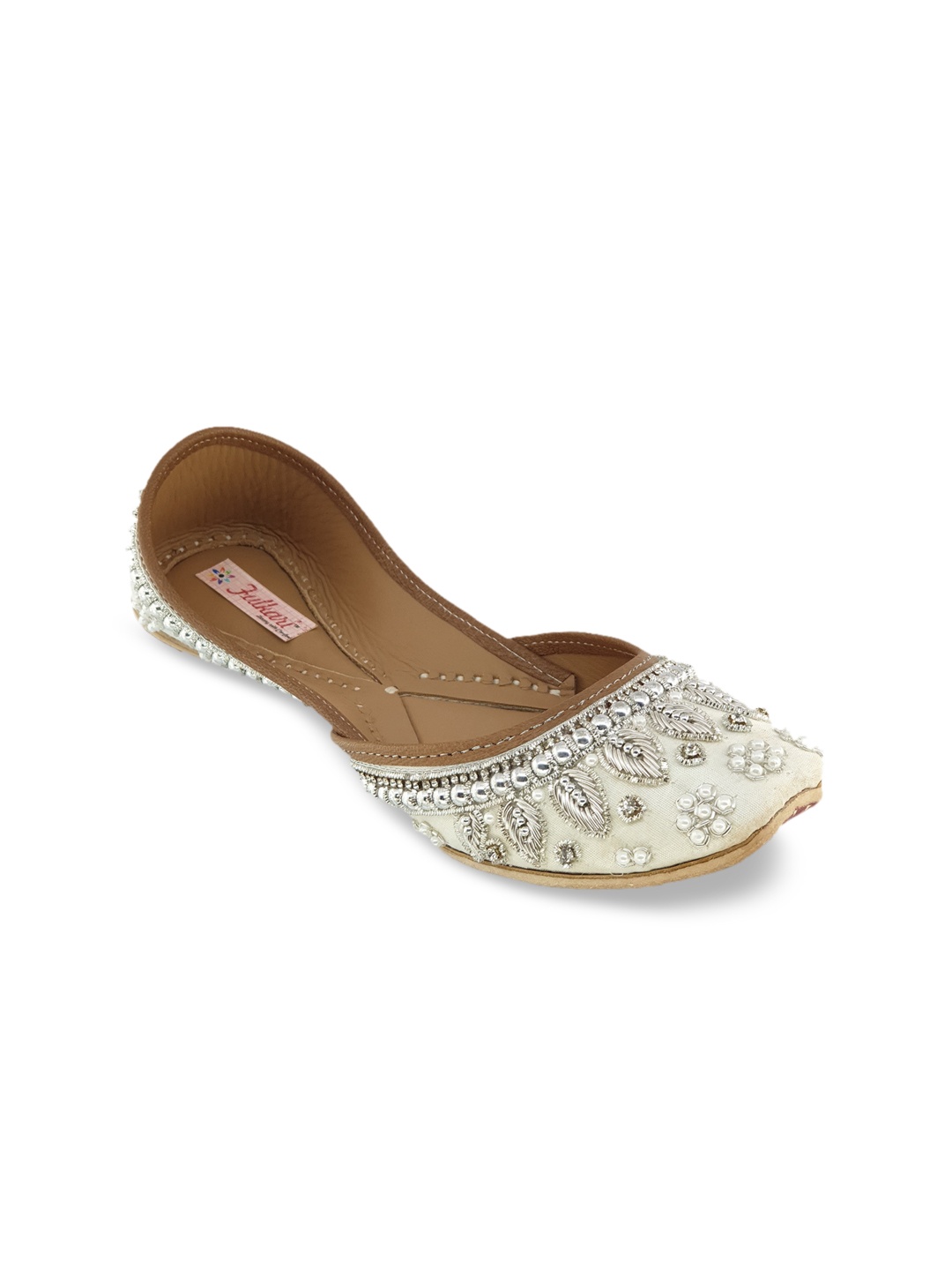 

Fulkari Women Off-White & Silver-Toned Embellished Leather Mojaris