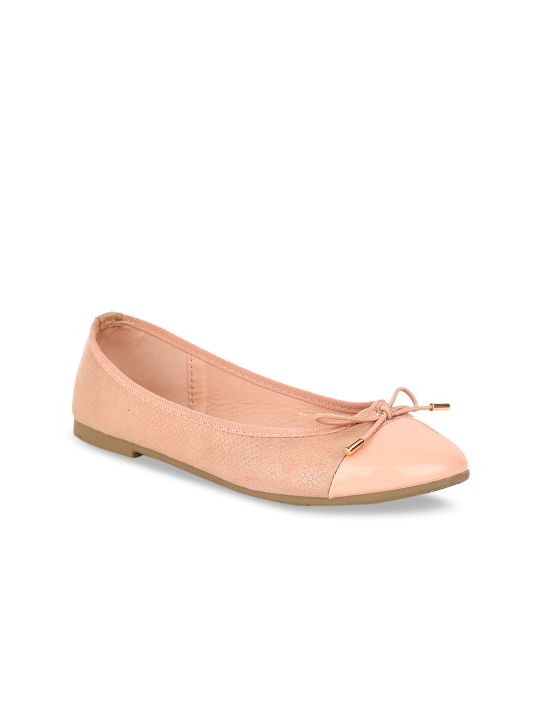 

Bata Women Pink Textured Ballerinas