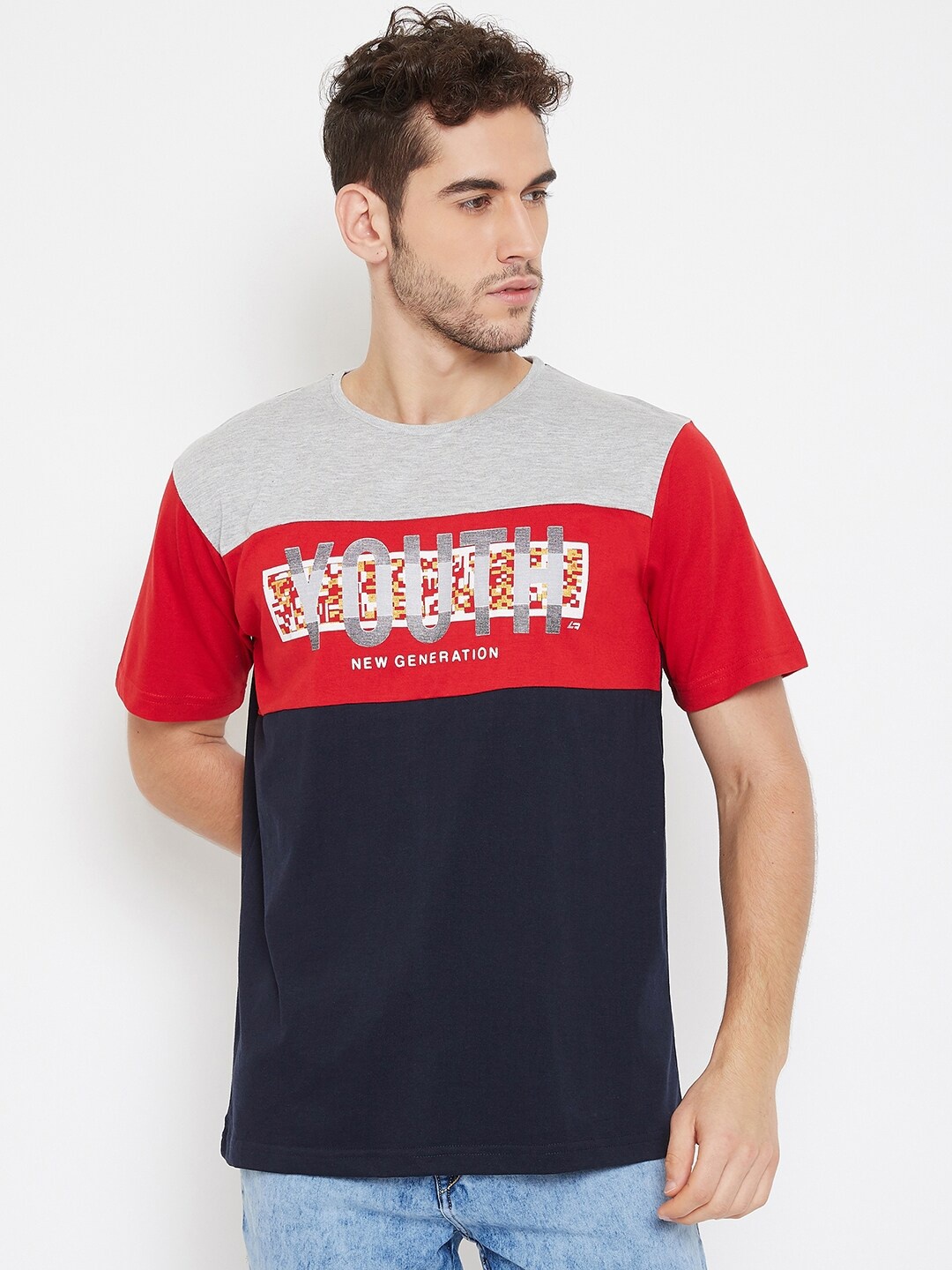 

NEVA Men Navy Blue Colourblocked Round Neck T-shirt