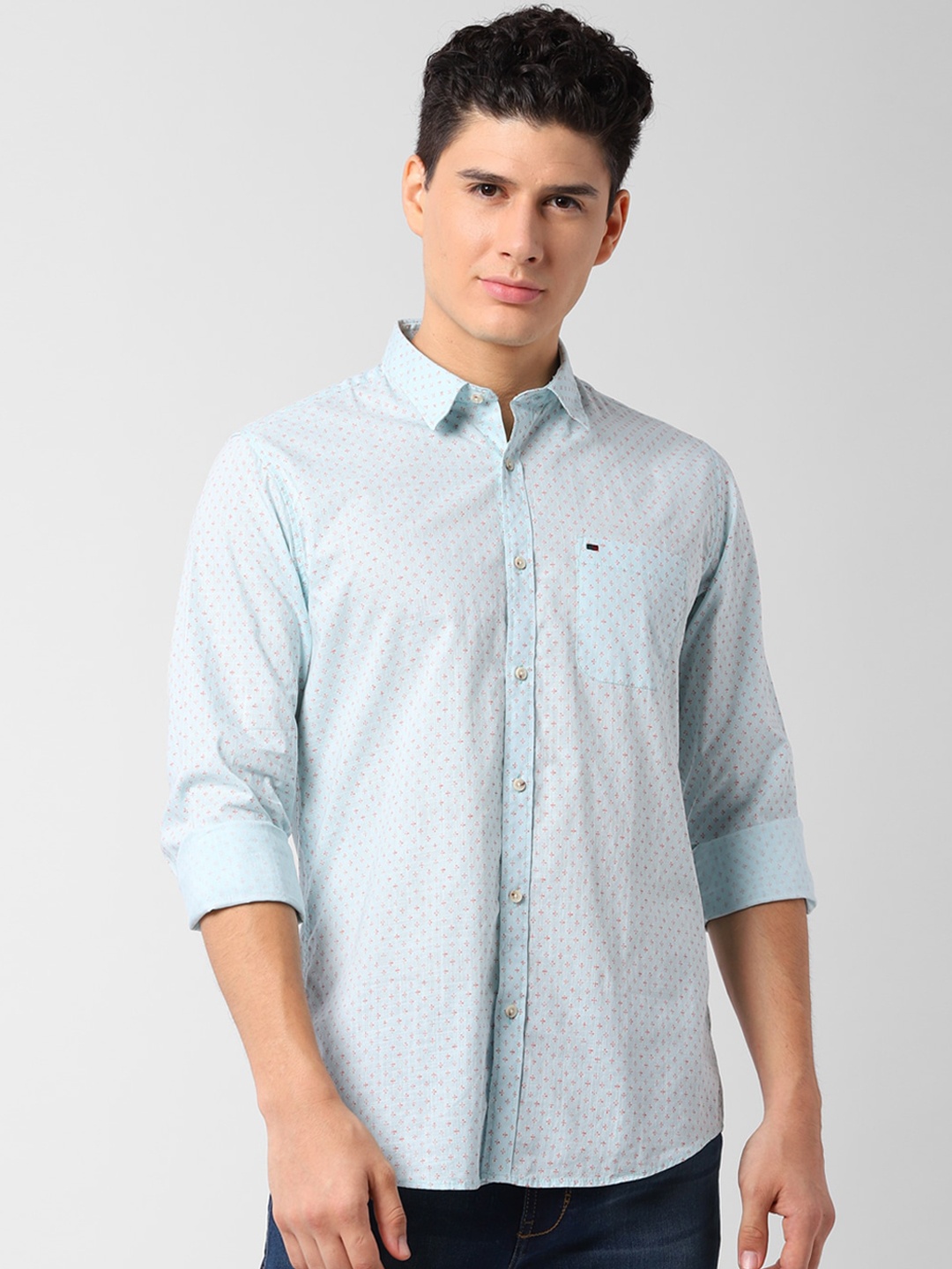 

Peter England Casuals Men Blue Slim Fit Printed Casual Shirt