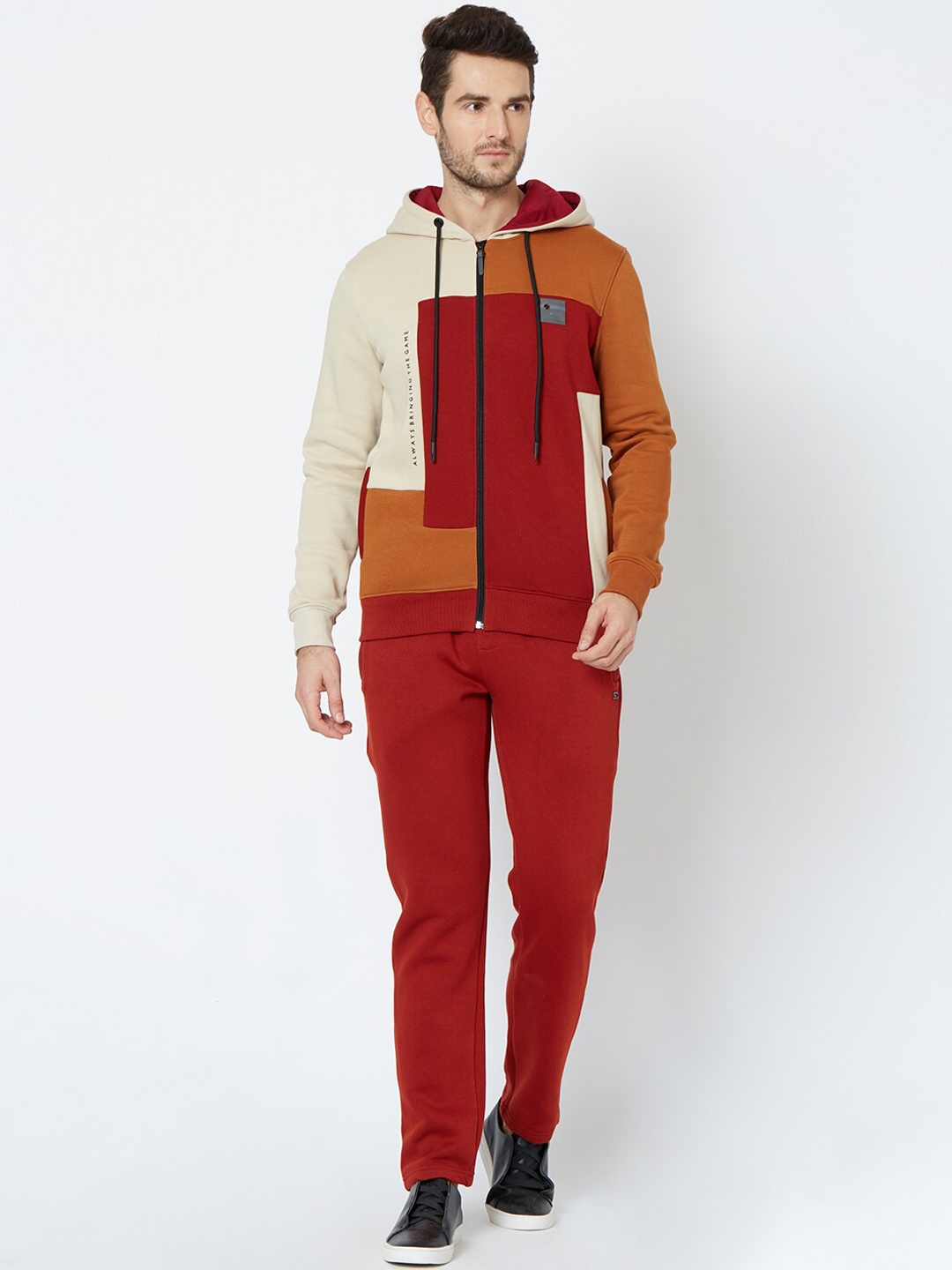 

Sweet Dreams Men Rust Red & Beige Colourblocked Tracksuit