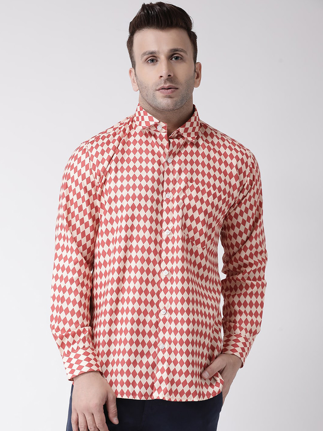 

Hangup Men Red & White Slim Fit Printed Casual Shirt