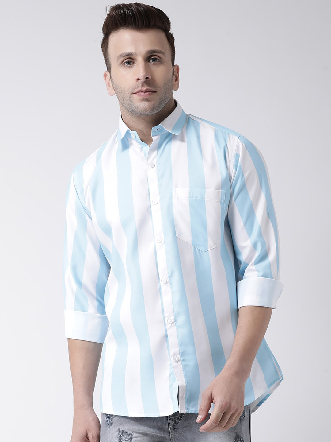 

Hangup Men White & Blue Slim Fit Striped Casual Shirt