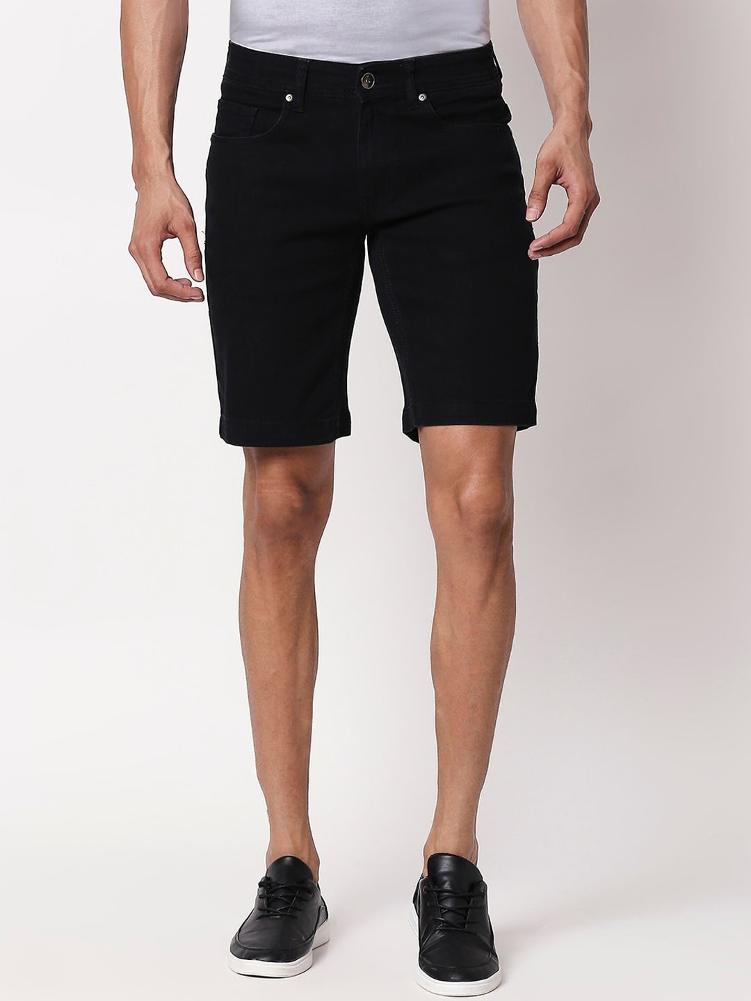 

Freeform by High Star Men Plus Size Black Solid Regular Fit Denim Shorts