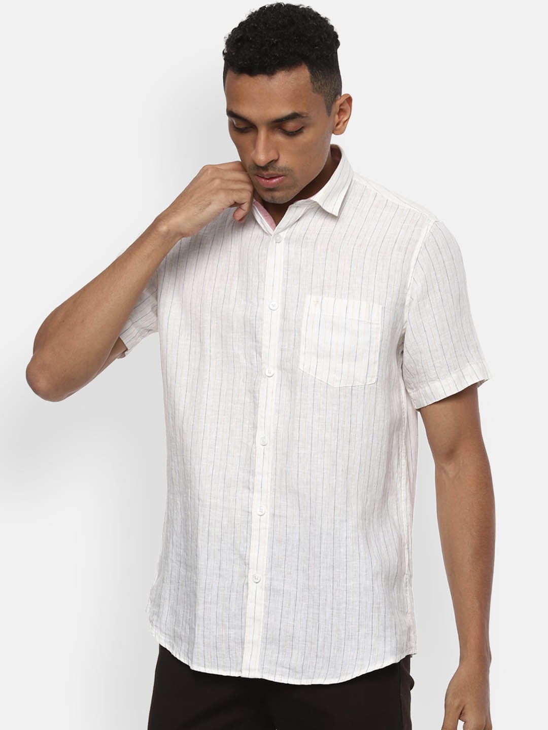 

Van Heusen Sport Men White Slim Fit Striped Pure Linen Casual Shirt