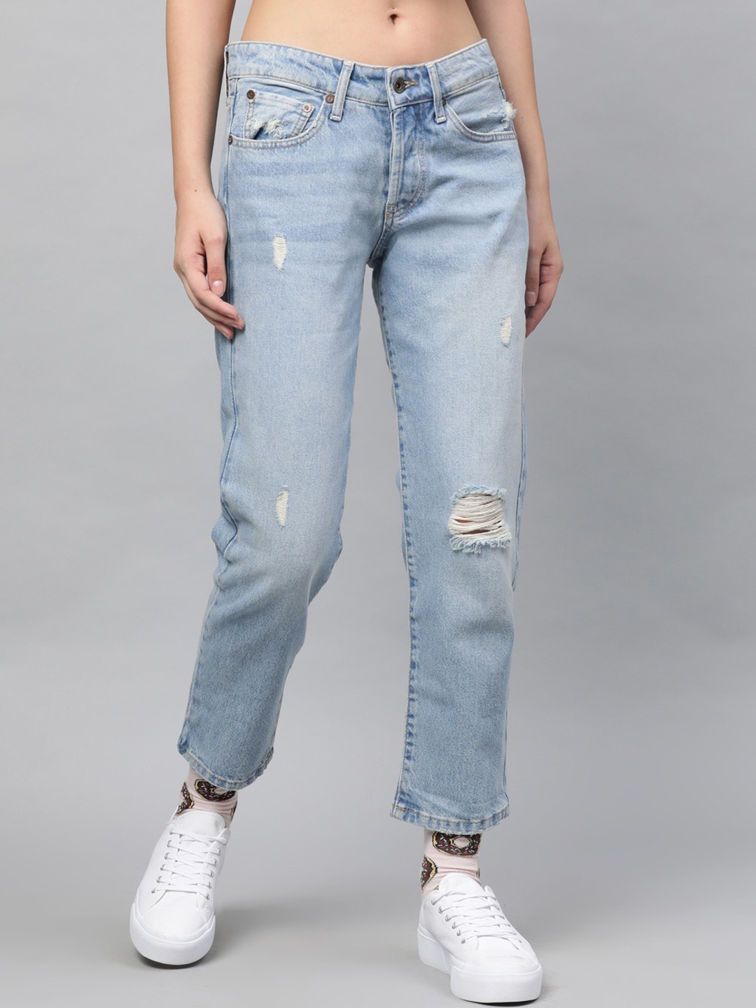 

STREET 9 Women Blue Straight Fit Mid-Rise Highly Distressed Stretchable Jeans