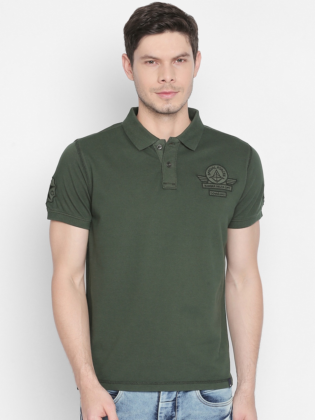 

Basics Men Olive Green Solid Mandarin Collar T-shirt