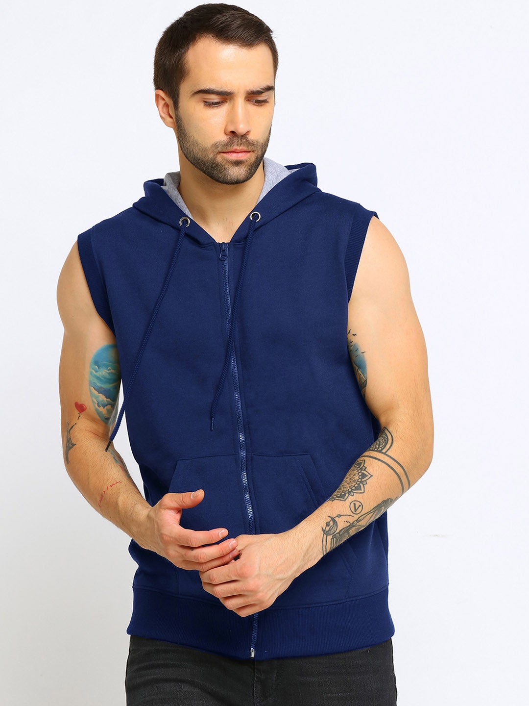 

Maniac Men Navy Blue Solid Hooded Sweatshirt