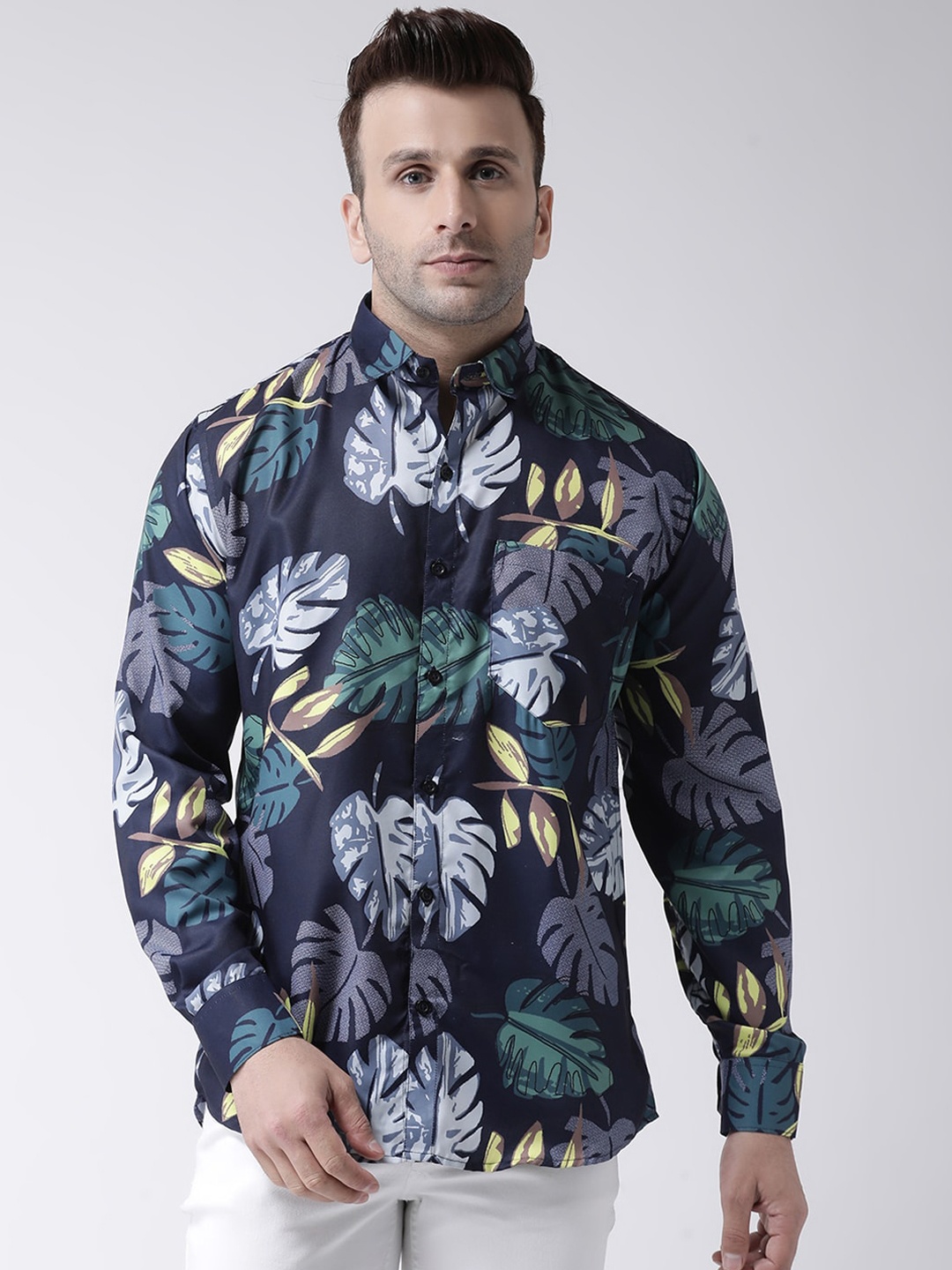 

Hangup Men Blue & White Slim Fit Printed Casual Shirt