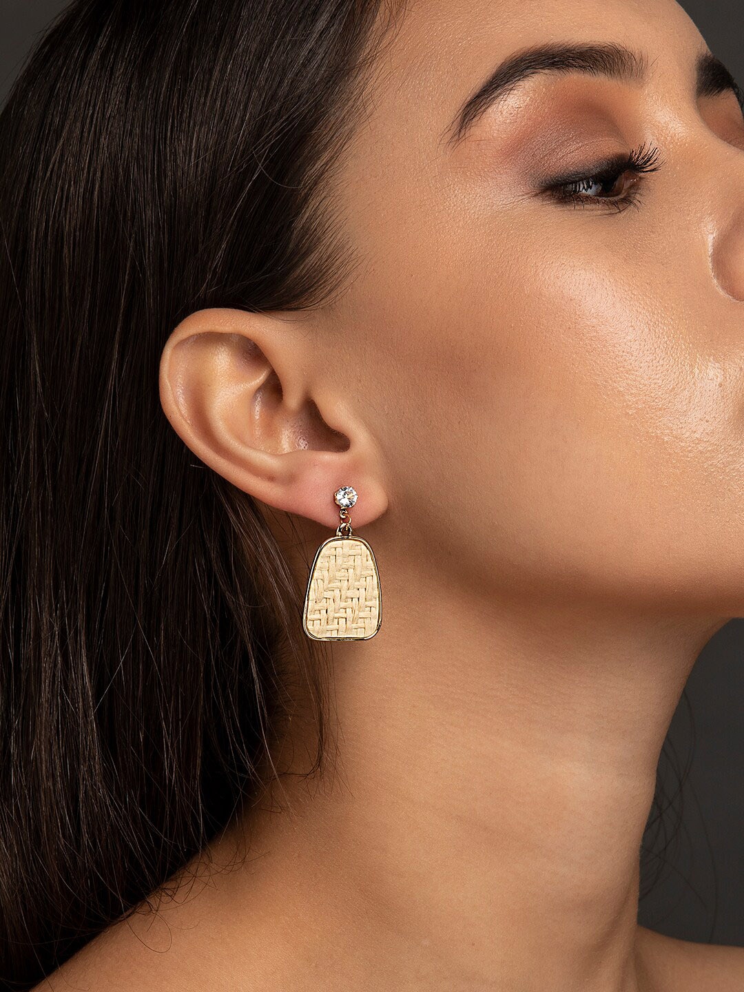 

DIVA WALK EXCLUSIVE Gold-Toned Geometric Drop Earrings