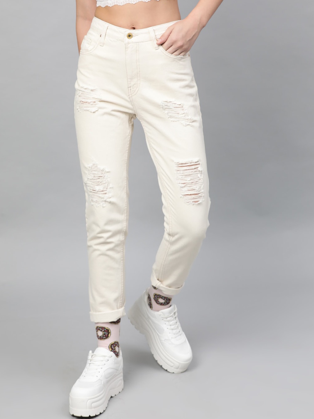 

STREET 9 Women White Straight Fit Mid-Rise Highly Distressed Stretchable Jeans