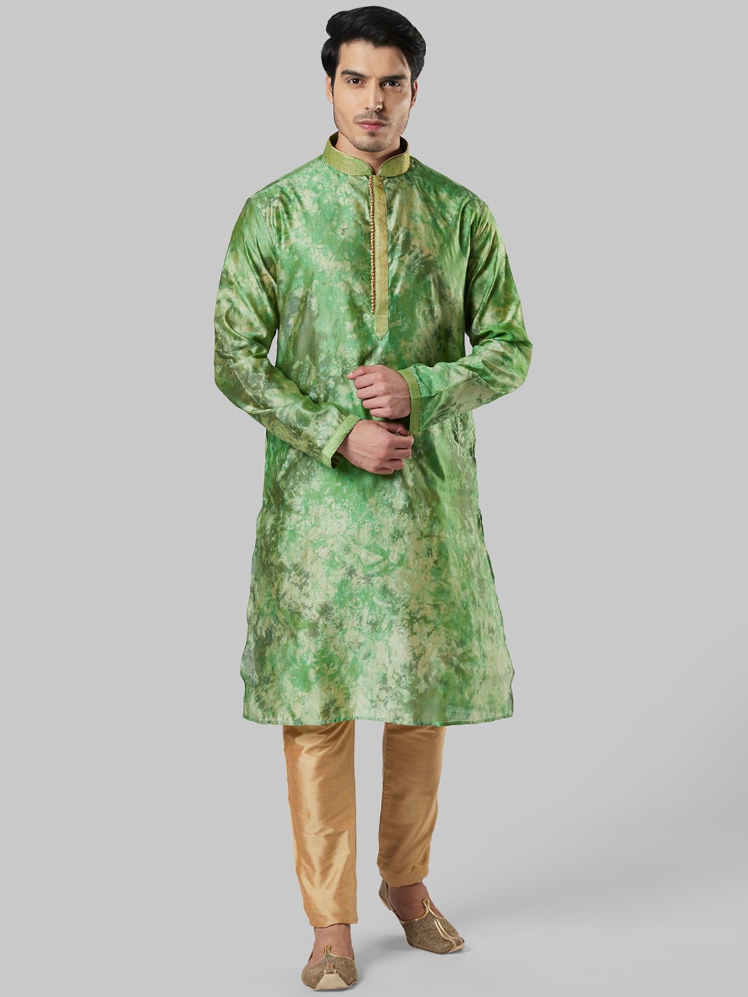 

Ethnix by Raymond Men Green Printed Straight Kurta