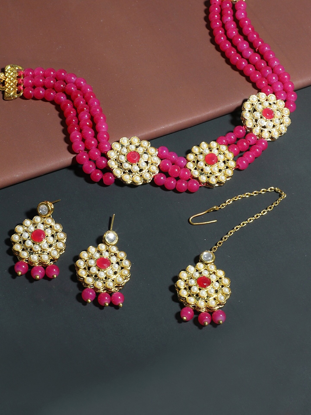 

KARATCART Gold-Plated Fuchsia & White Kundan-Studded Handcrafted Jewellery Set