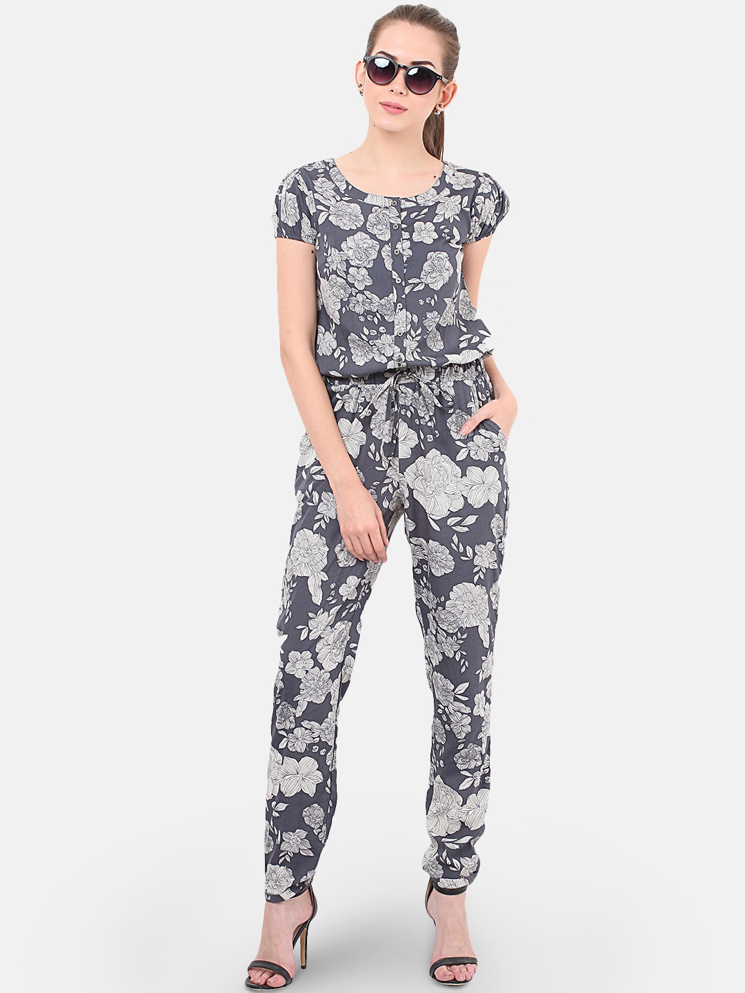 

Porsorte Women Grey & Off-White Printed Basic Jumpsuit