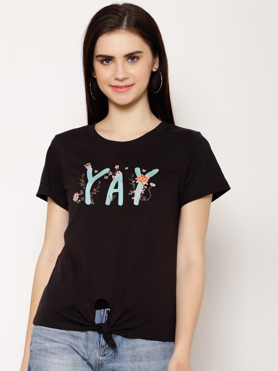 

HOUSE OF KKARMA Women Black Embroidered Round Neck T-shirt