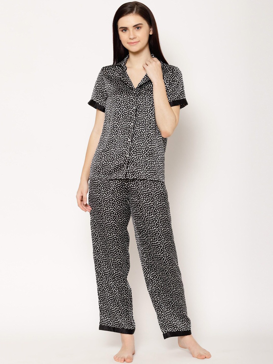 

HOUSE OF KKARMA Women Black Printed Night suit